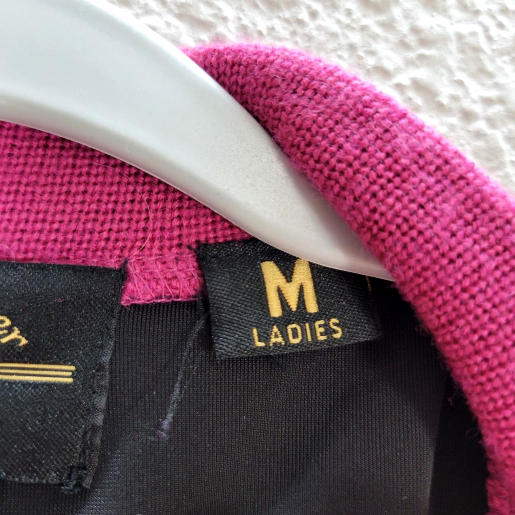 Obermeyer VINTAGE Women's Obermeyer Velvet Wool Ski Vest Sleeveless Pink Black Zip Up Lined Sz M Size M / US 6-8 / IT 42-44 - 7 Thumbnail