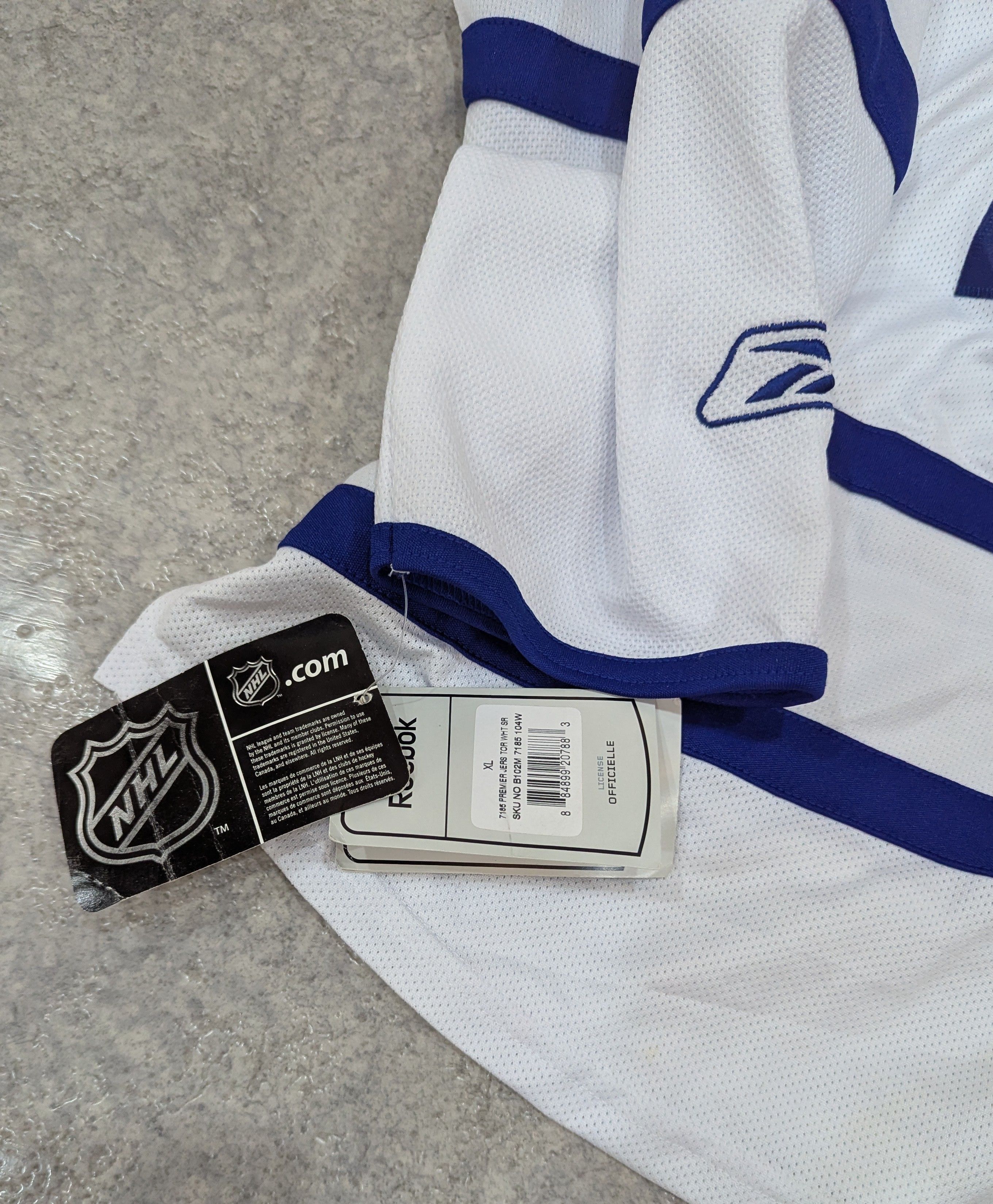 Reebok Canadien Maple Leafs x Connolly 12 Size US XL / EU 56 / 4 - 4 Thumbnail