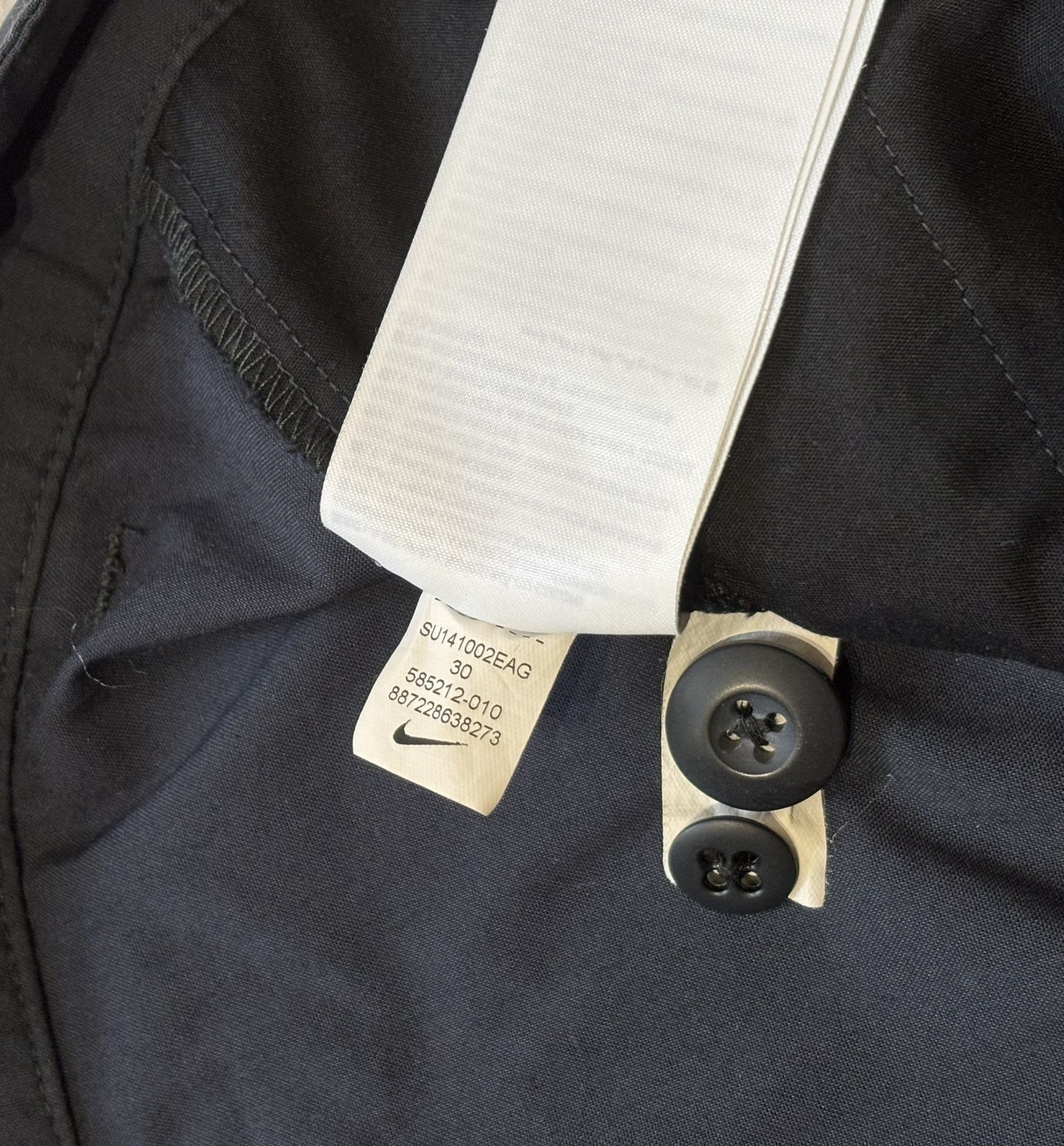 Nike Nike Black shorts Medium Size US 33 - 15 Thumbnail