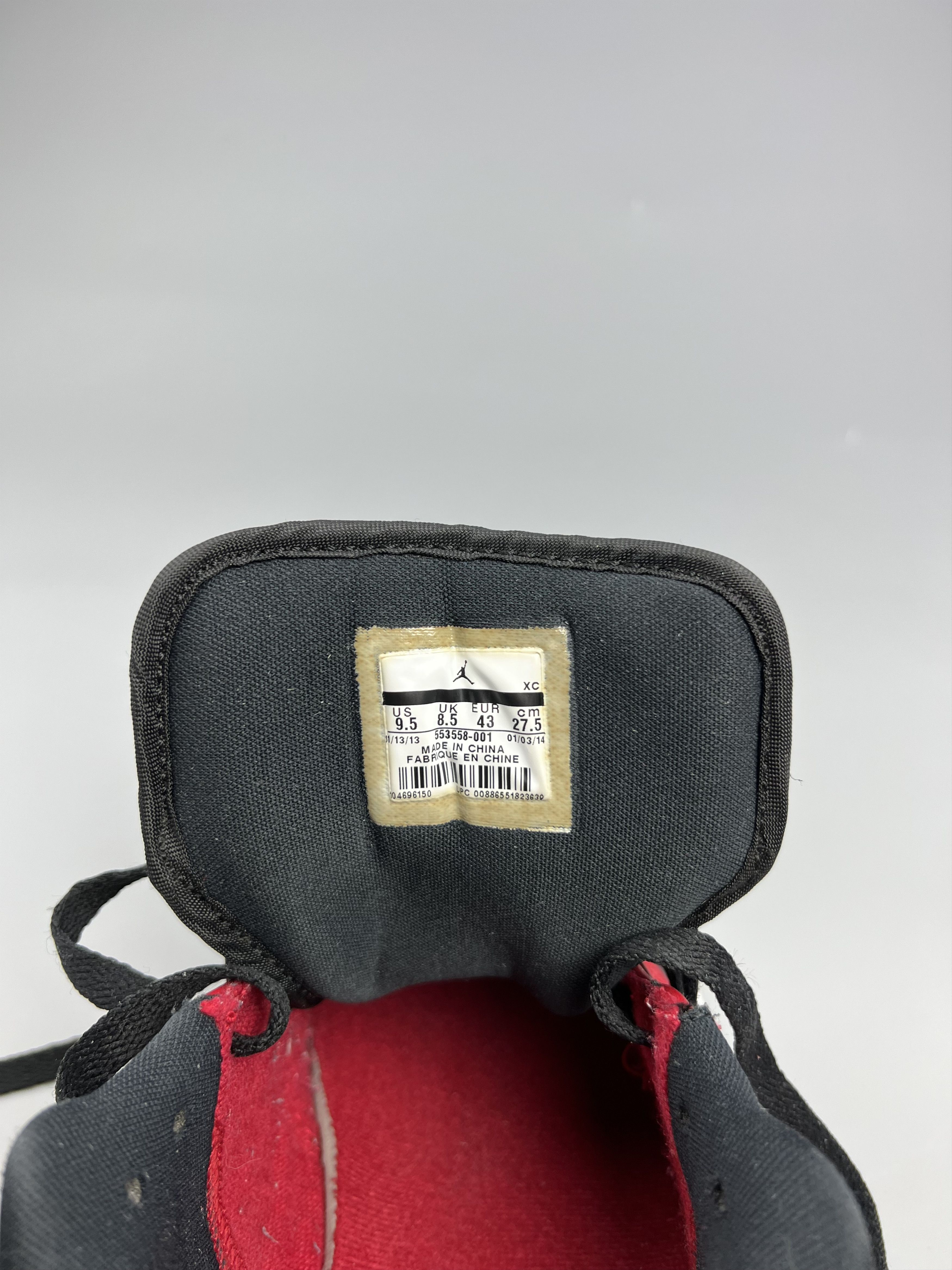 Jordan Brand 2014 Nike Air Jordan 1 Retro Low Bred Black Red Sneakers 9.5 Size US 9.5 / EU 42-43 - 9 Thumbnail