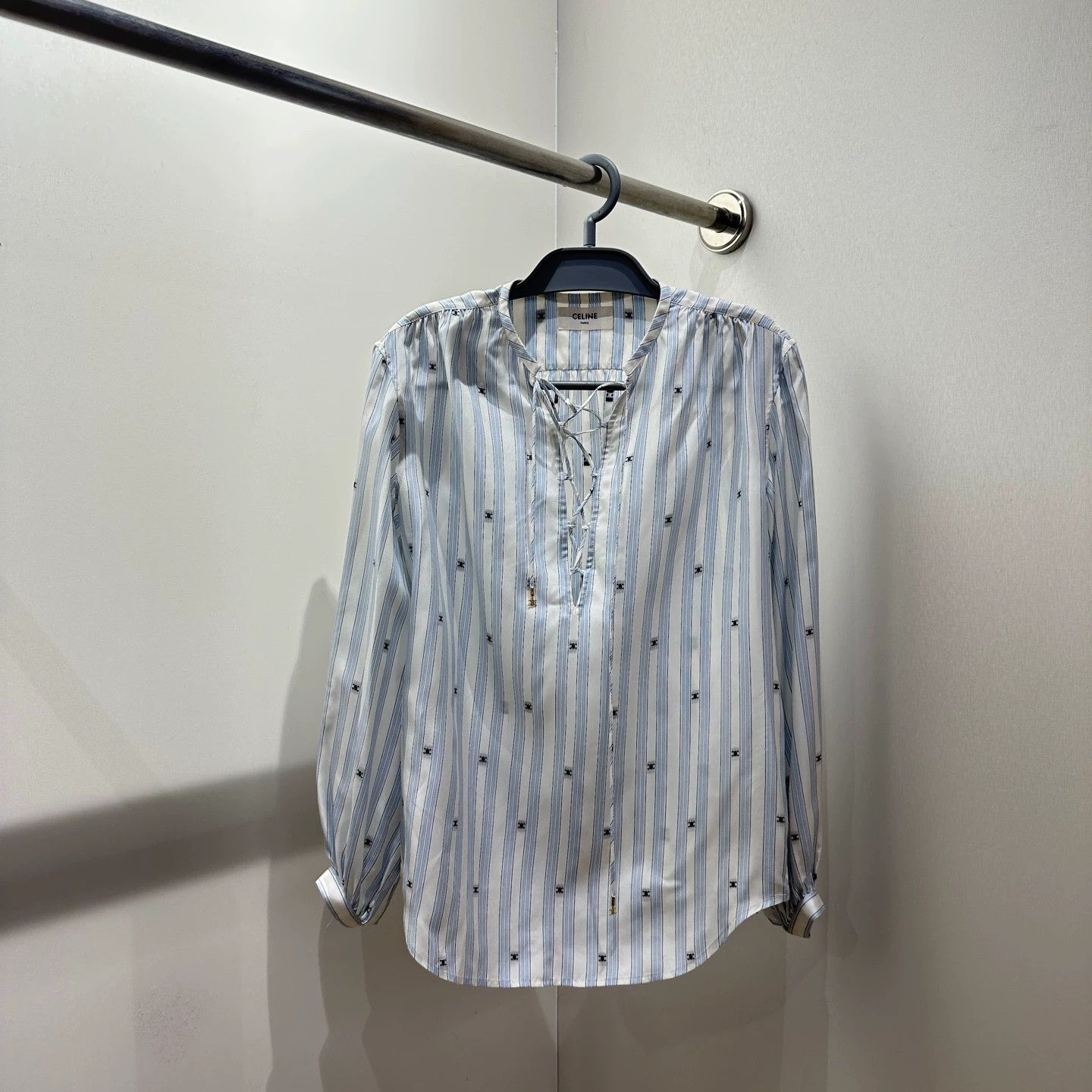 CELINE feb307 allover Triomphe logo pendant silk shirt 36