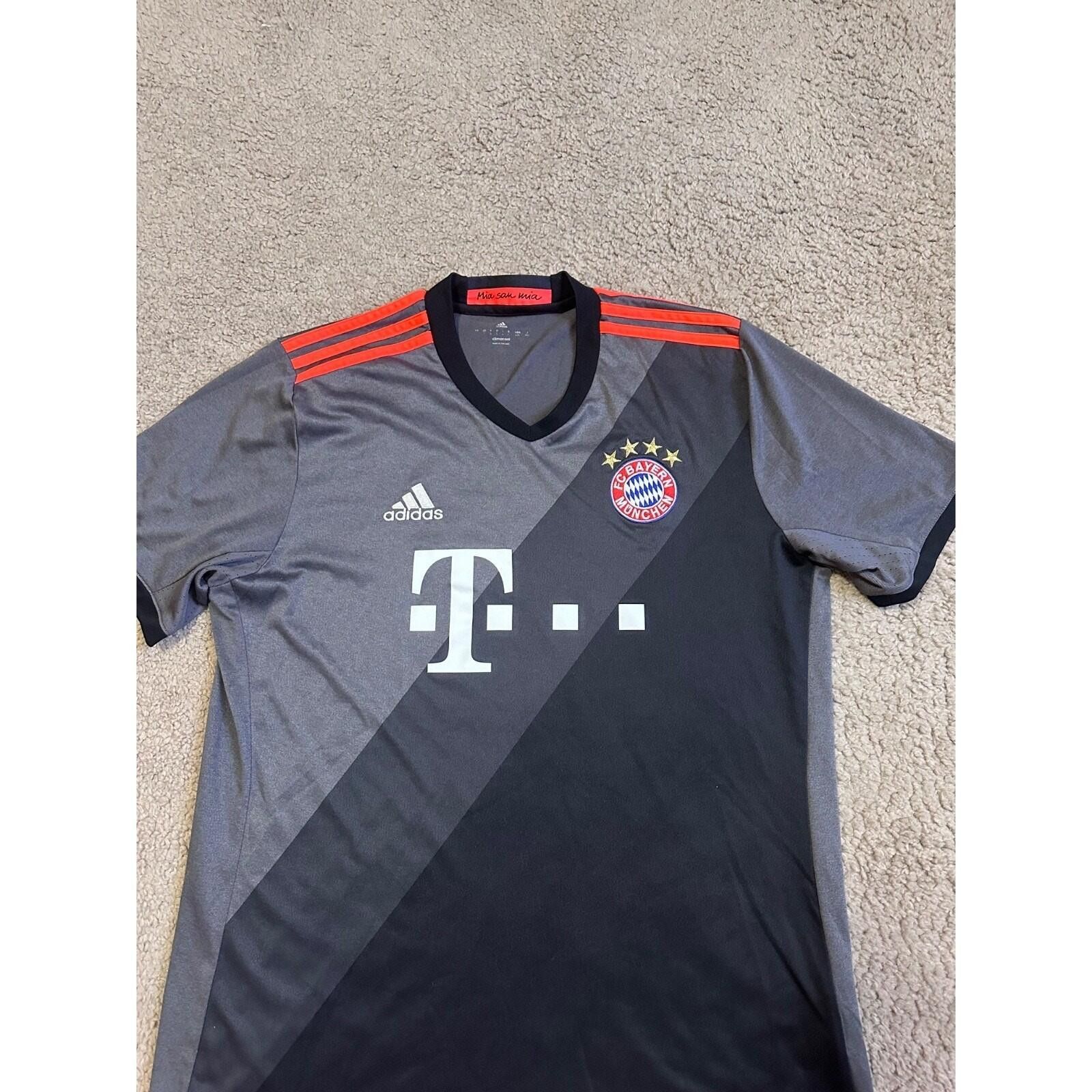 Adidas BAYERN MÜNICH 2016 2017 FOOTBALL SHIRT SOCCER JERSEY ADIDAS Size US L / EU 52-54 / 3 - 3 Thumbnail