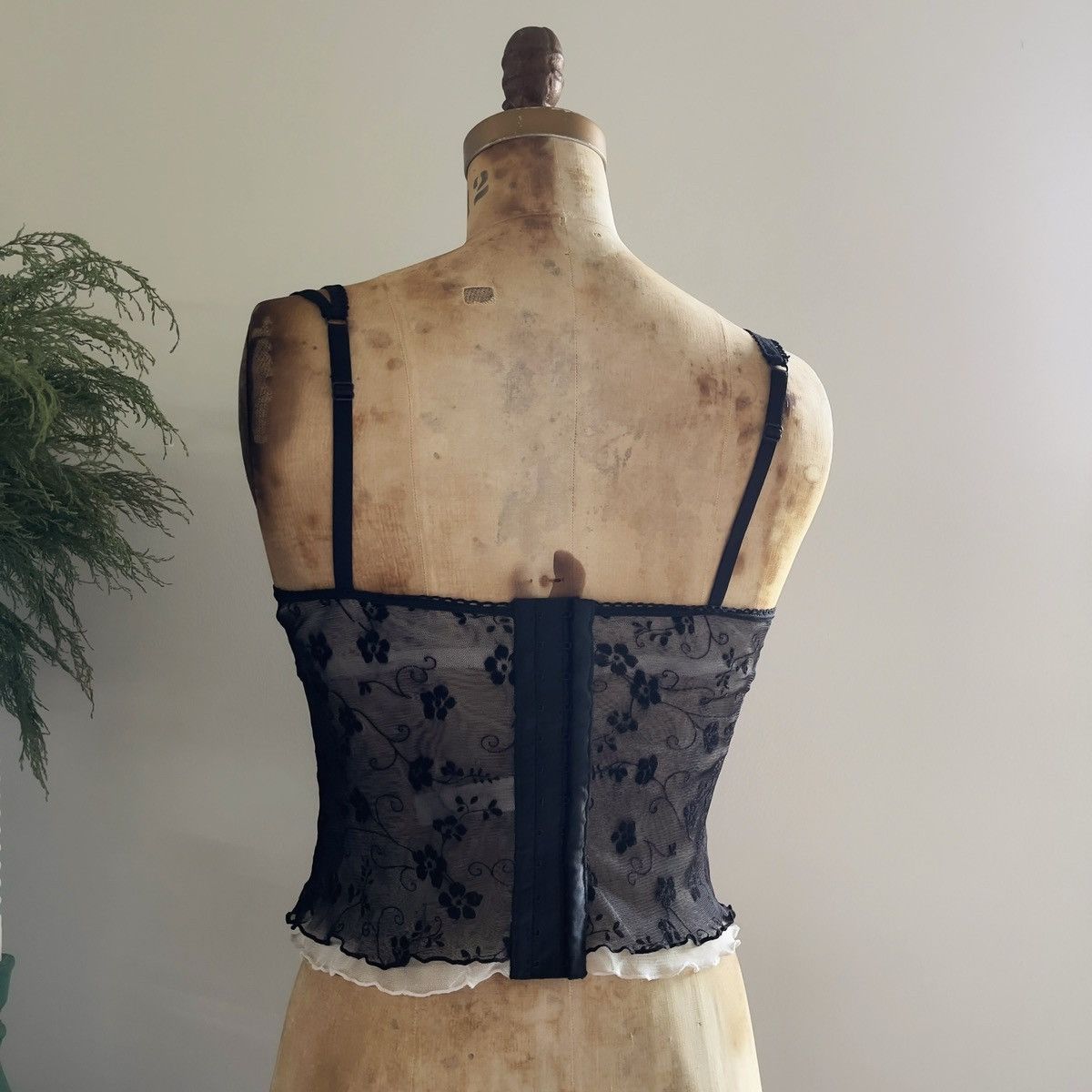 Vintage Romantic Black Floral Mesh Bustier (34B/32C) Size ONE SIZE - 5 Thumbnail