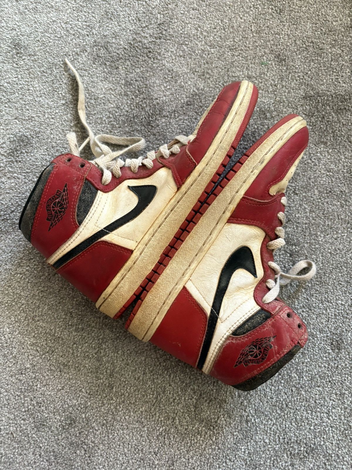 Nike Nike 1985 Jordan 1 Chicago OG Trainers Size US 8 / EU 41 - 6 Thumbnail