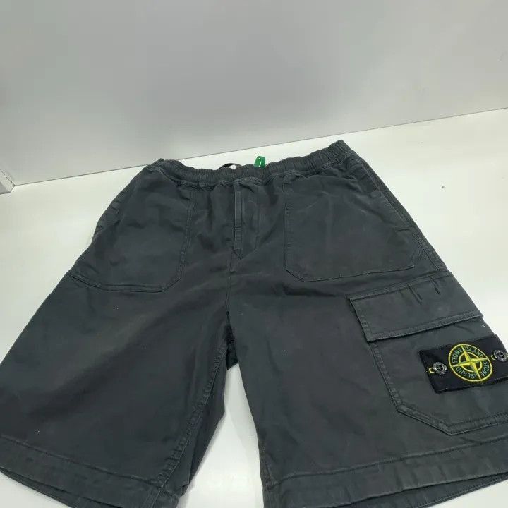 Stone Island Stone Island Black Cargo Shorts with Badge -2506 Size US 32 / EU 48 - 7 Thumbnail