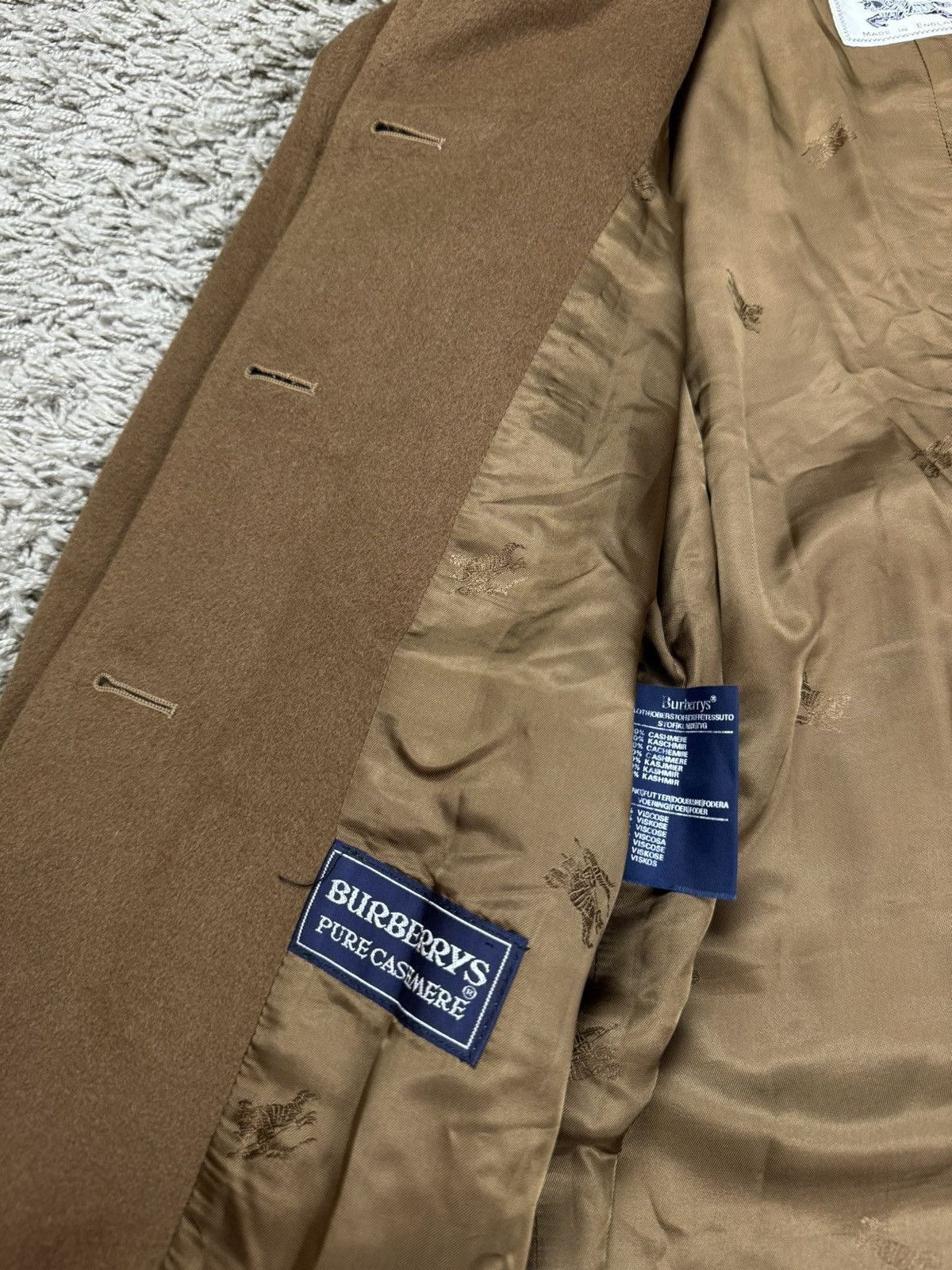 Autumn Cashmere × Burberry Vintage cashmere coat Burberrys 90s original luxury item Size M / US 6-8 / IT 42-44 - 5 Thumbnail