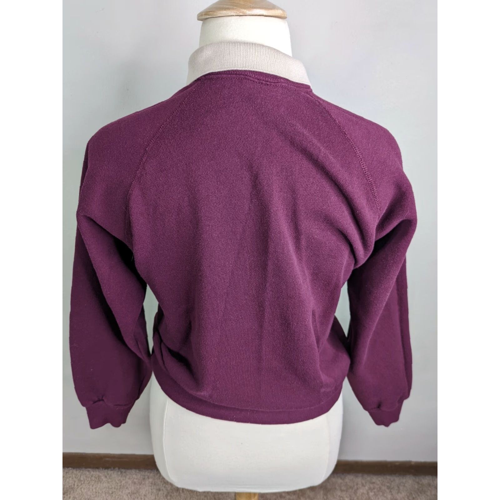 Vintage VINTAGE 90s Raglan XL Collared Sweatshirt Hearts Button Lace USA Made Grandma Size XL / US 12-14 / IT 48-50 - 6 Thumbnail