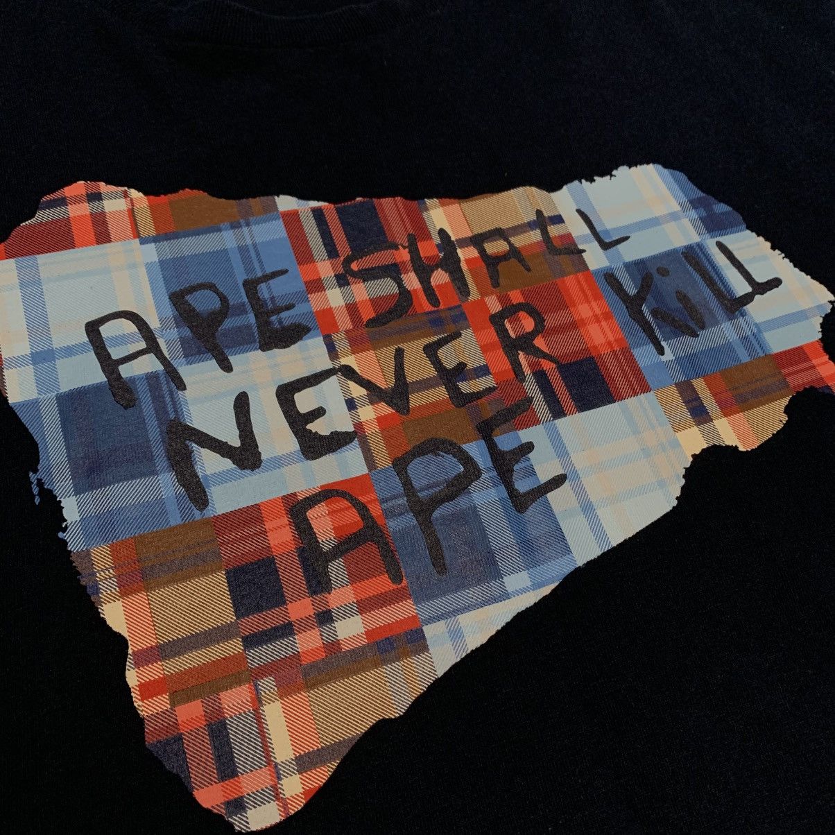 Bape Bape Large Ape Shall Never Kill Ape Navy Blue Tee Size US L / EU 52-54 / 3 - 3 Thumbnail