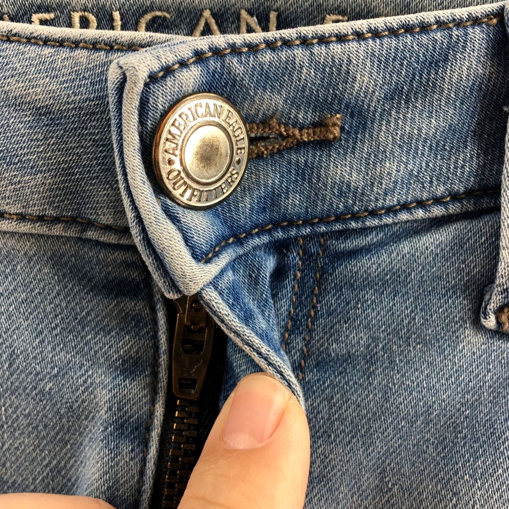American Eagle Outfitters American Eagle Outfitters Jeans Womens 4 (Actual 30X27) Blue Denim Stretch Zip Fly Skinny 5-Pocket Design Boys? Size 27" / US 4 / IT 40 - 4 Thumbnail