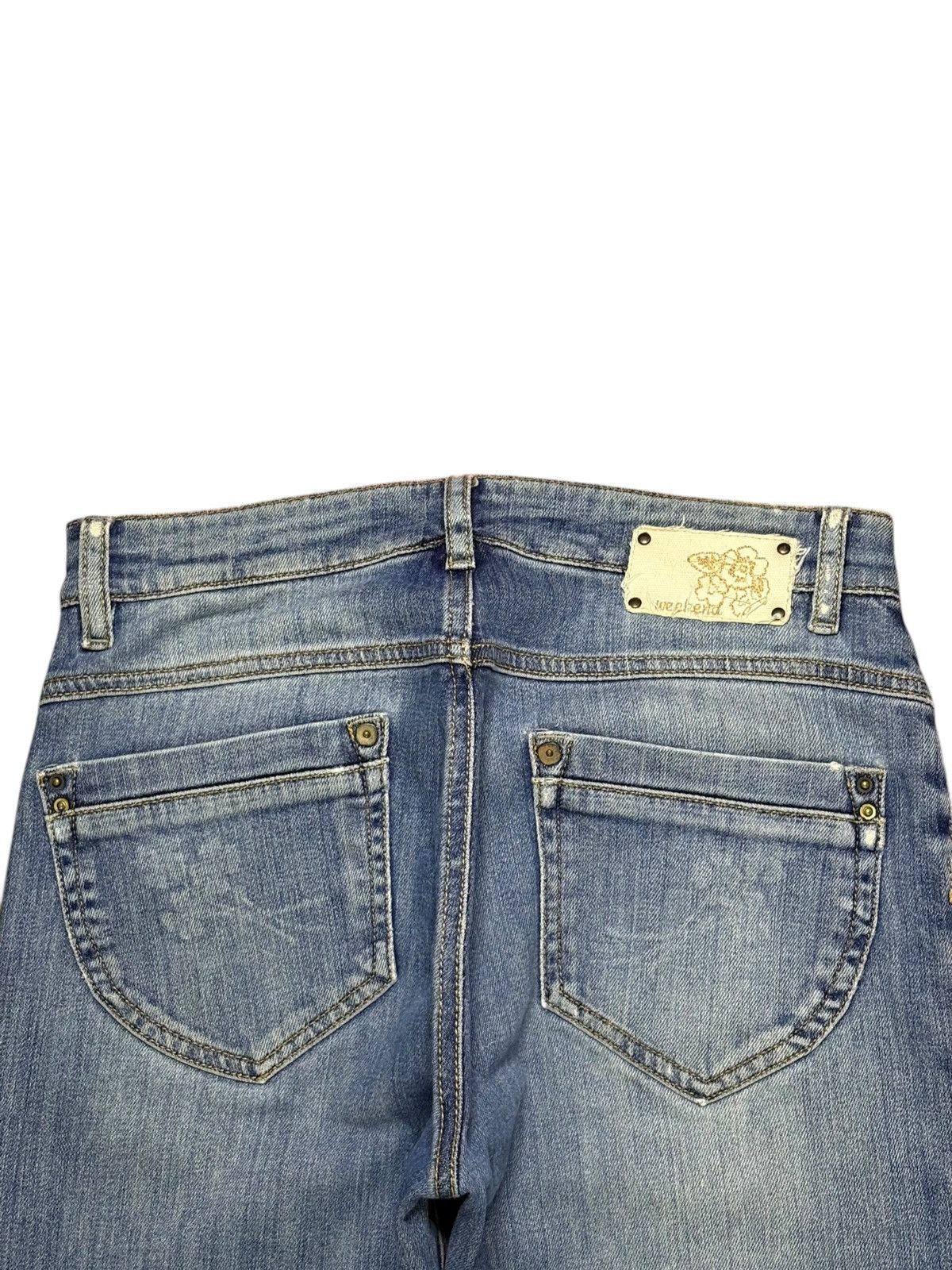 Japanese Brand Vintage Max Mara Faded Wash Distress Rip Bootcut Flare Jean Size 28" / US 6 / IT 42 - 8 Thumbnail