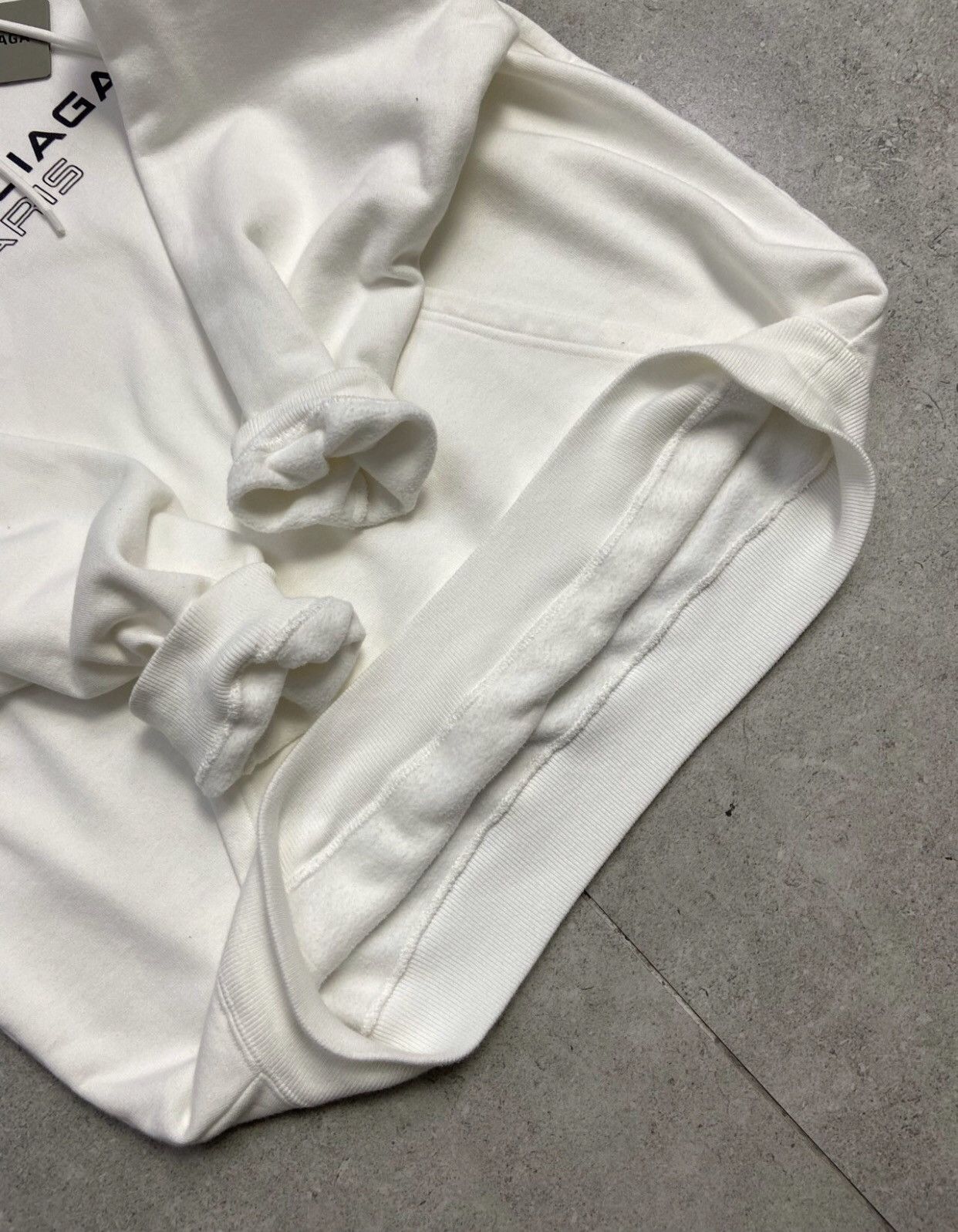 Balenciaga Balenciaga Crown Wheat Ear Logo Letter White Hoodie Size US S / EU 44-46 / 1 - 4 Thumbnail