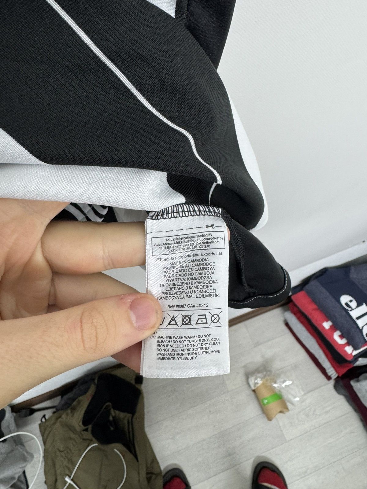 Adidas Vintage Nike Juventus Home Soccer Jersey Drill Rare Size US S / EU 44-46 / 1 - 11 Thumbnail
