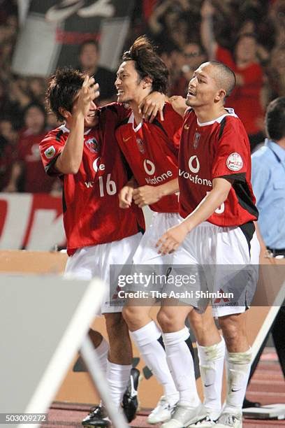Nike × Vintage Soccer jersey Urawa Red Diamonds Home 2006 Size US M / EU 48-50 / 2 - 12 Thumbnail