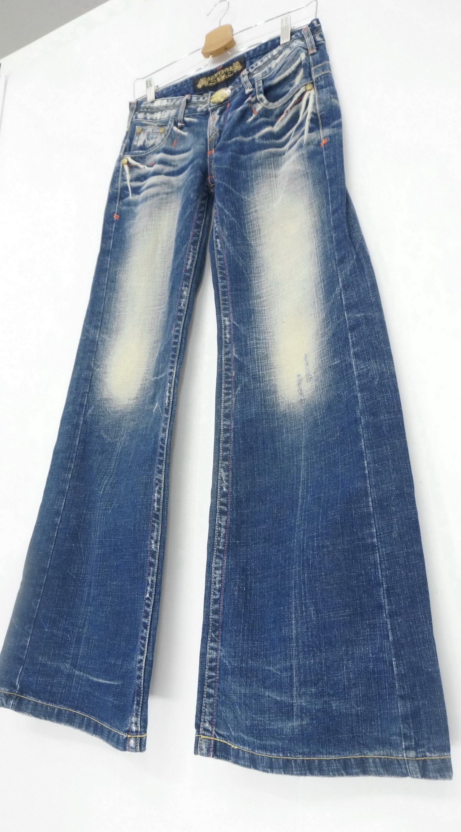 Japanese Brand 🔥 RED PEPPER Gold Label Lowrise Flared Jeans Size US 27 - 3 Thumbnail