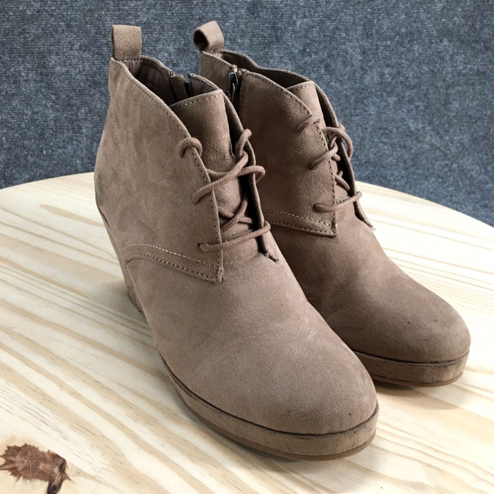 Dolce Vita Dolce Vita Boots Womens 8 Gael Desert Beige Round Toe Ankle Top Wedge Heels DV Shoes Classic Desert Boot Womens 8 Size M / US 6-8 / IT 42-44 - 3 Thumbnail