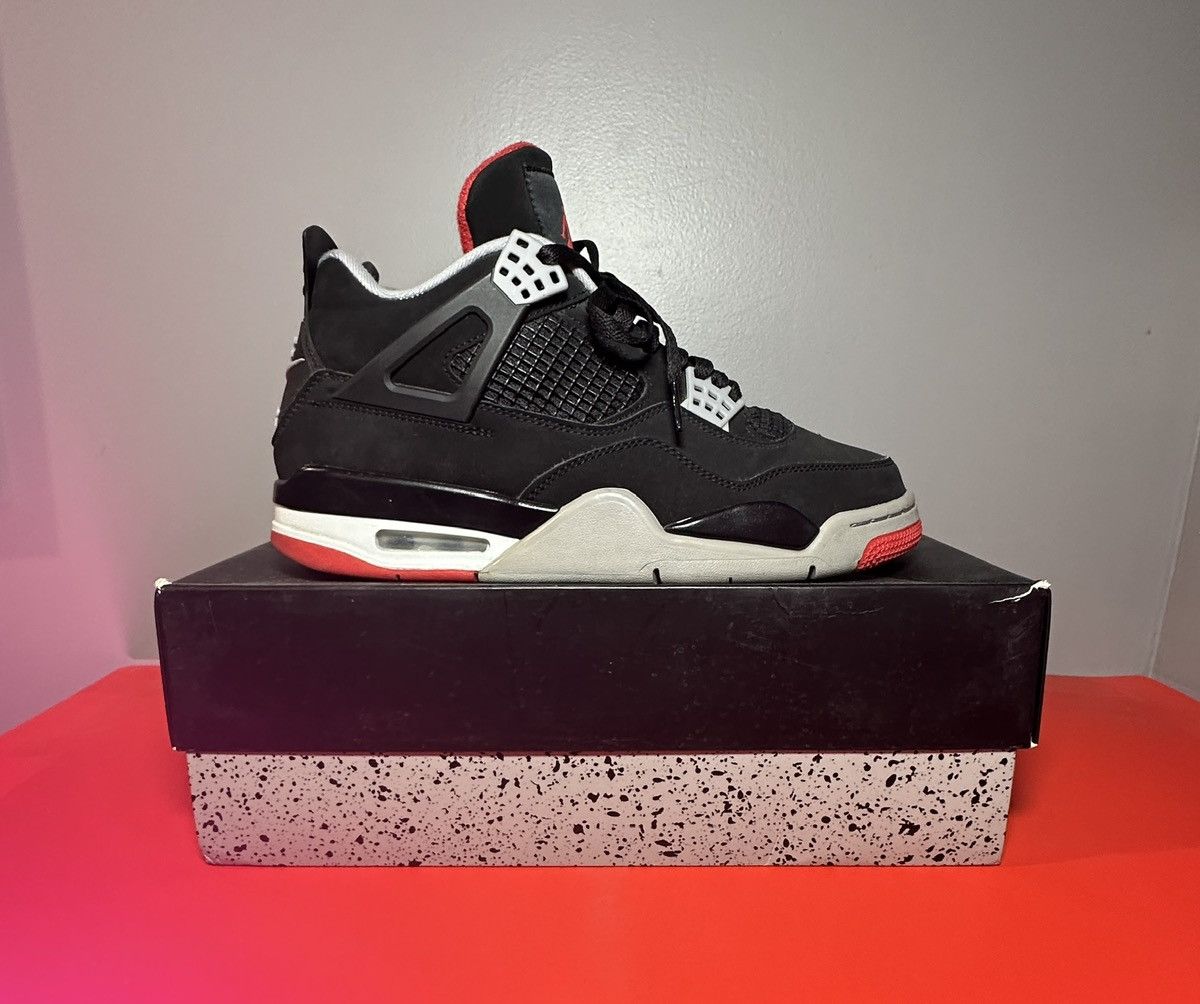image of Size 9 - Jordan 4 Retro OG Bred 2019 Shoes in Black, Men's