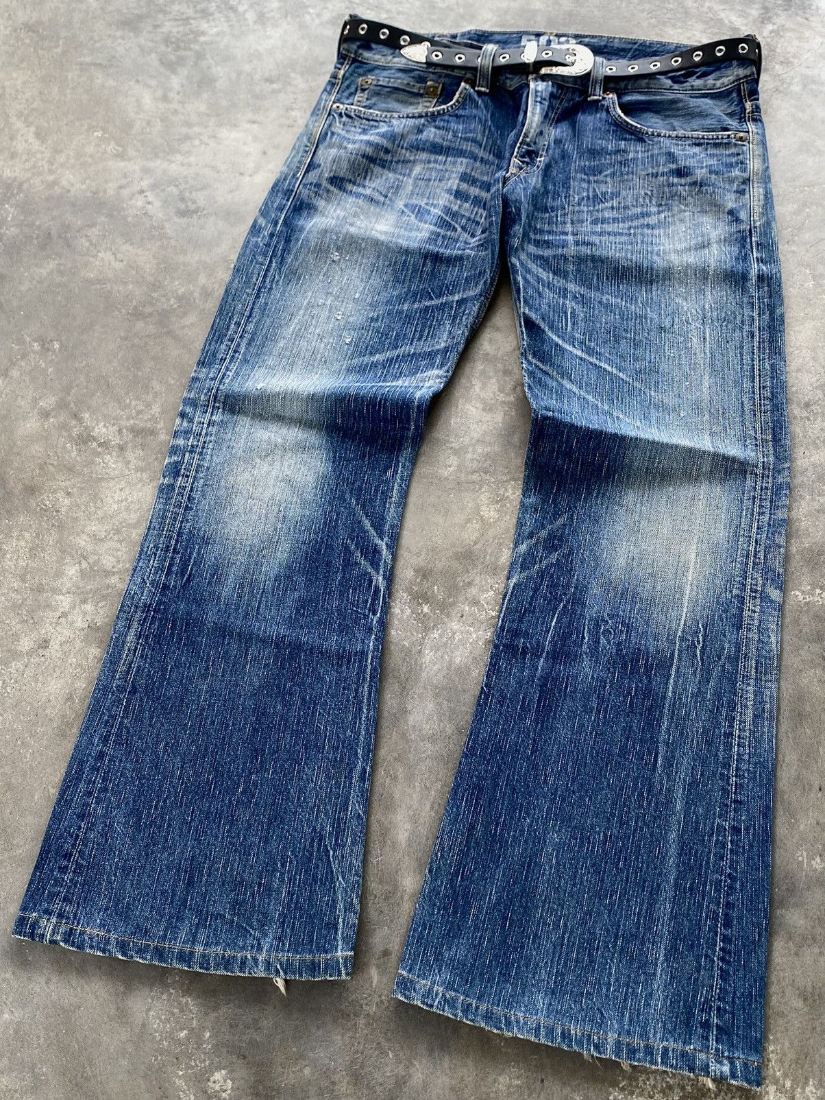 If Six Was Nine Vtg Edwin Jpn Flared Denim Crazy Fade Distressed 🇯🇵 Size US 37 - 2 Thumbnail