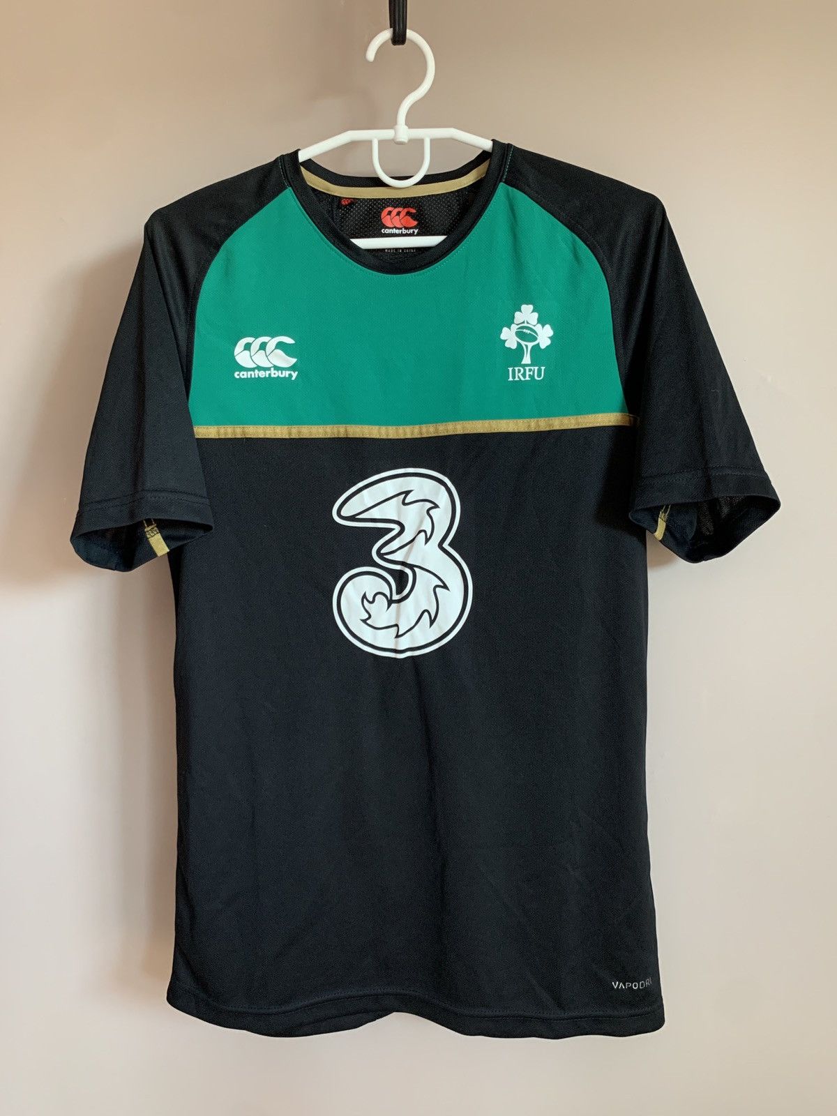 Canterbury of New Zealand Ireland Training Rugby Union Shirt Canterbury Jersey Size S Size US S / EU 44-46 / 1 - 1 Thumbnail