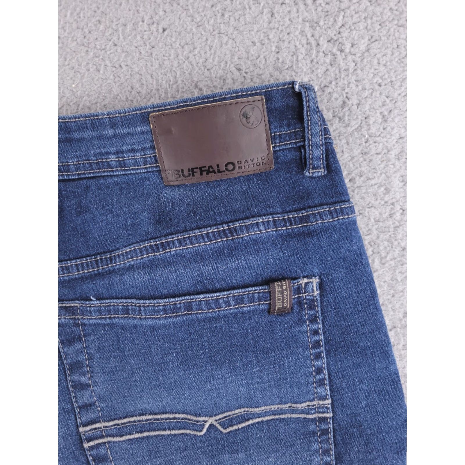 Vintage David Bitton Jeans Mens 36x31 Regular Straight Blue Jackson Jeans Mens 36 Straight Blue 90s? Size US 36 / EU 52 - 6 Thumbnail