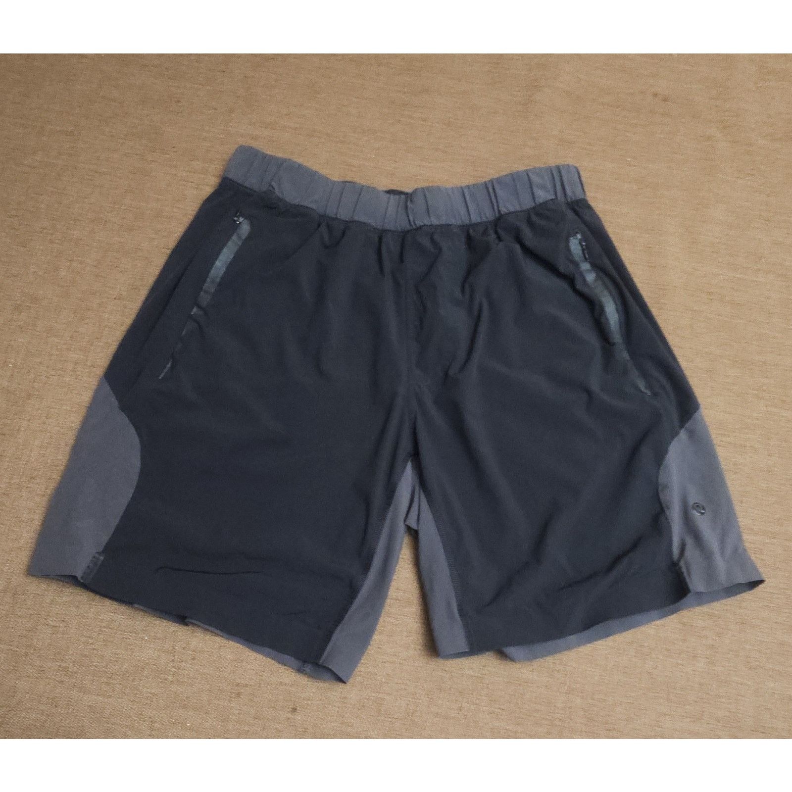 Lululemon Lululemon Surge Short 8" Lined Zip Pockets Black,Gray Sz M Size US M / EU 48-50 / 2 - 1 Thumbnail