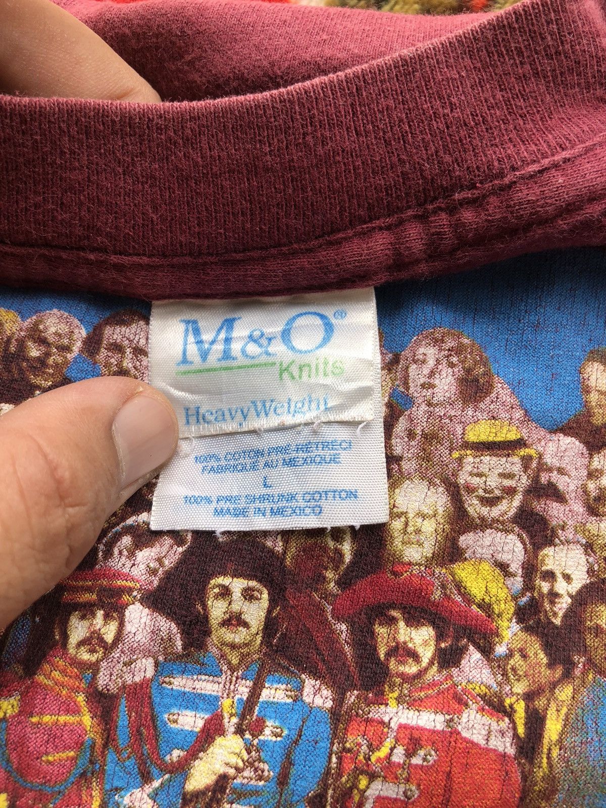 Band Tees Vintage The Beatles Sgt. Peppers Lonely Hearts Club Tee Size US L / EU 52-54 / 3 - 11 Thumbnail