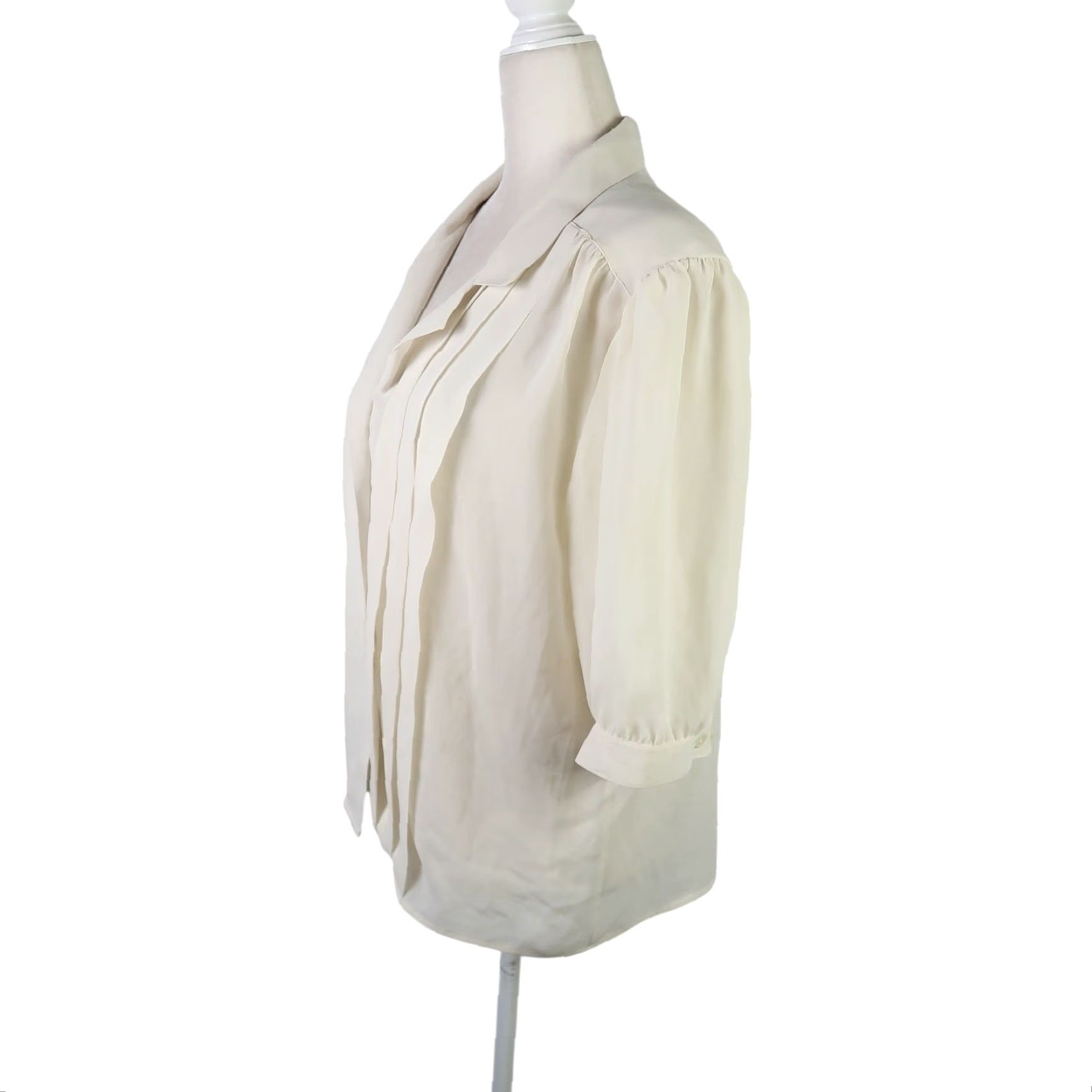 Vintage VINTAGE Laura & Jayne cream pintuck pleat front blouse 90s Short Sleeve 16 Plus Womens Blouse Size XXL / US 16-18 / IT 52-54 - 3 Thumbnail