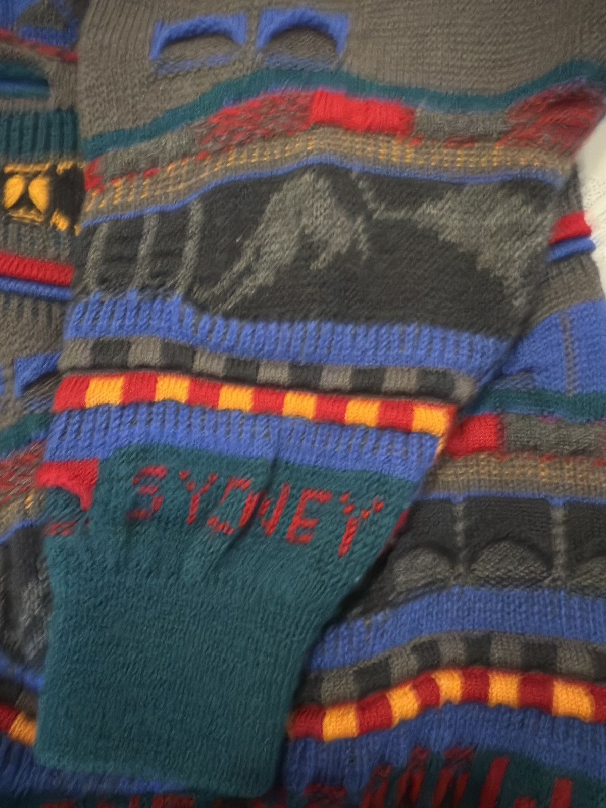 Coogi × Man Made In Australia × Vintage 90s Wool Knitwear Emaroo Australia Cardigan Sweater S Size US S / EU 44-46 / 1 - 3 Thumbnail