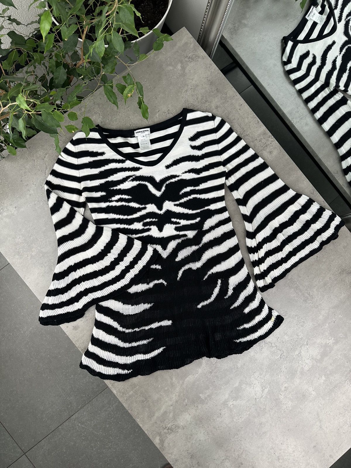 Sonia Rykiel Sonia Rykiel Sweater Size XS / US 0-2 / IT 36-38 - 1 Thumbnail