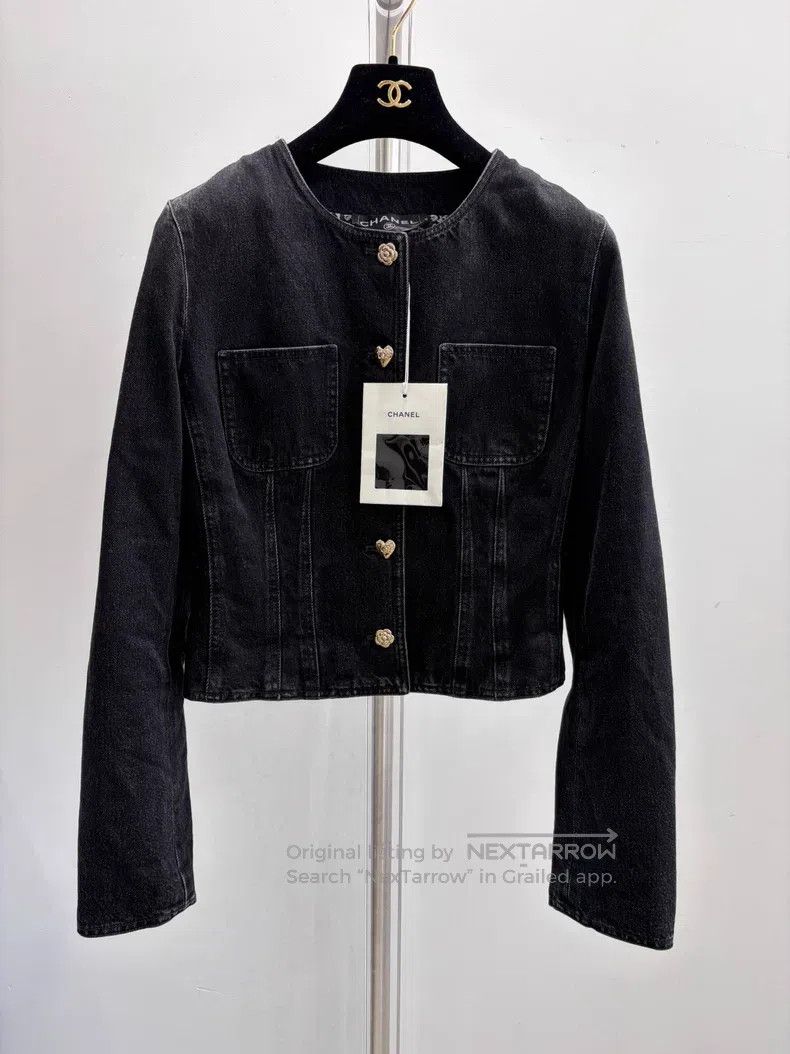 Chanel Black badge love button denim waist jacket