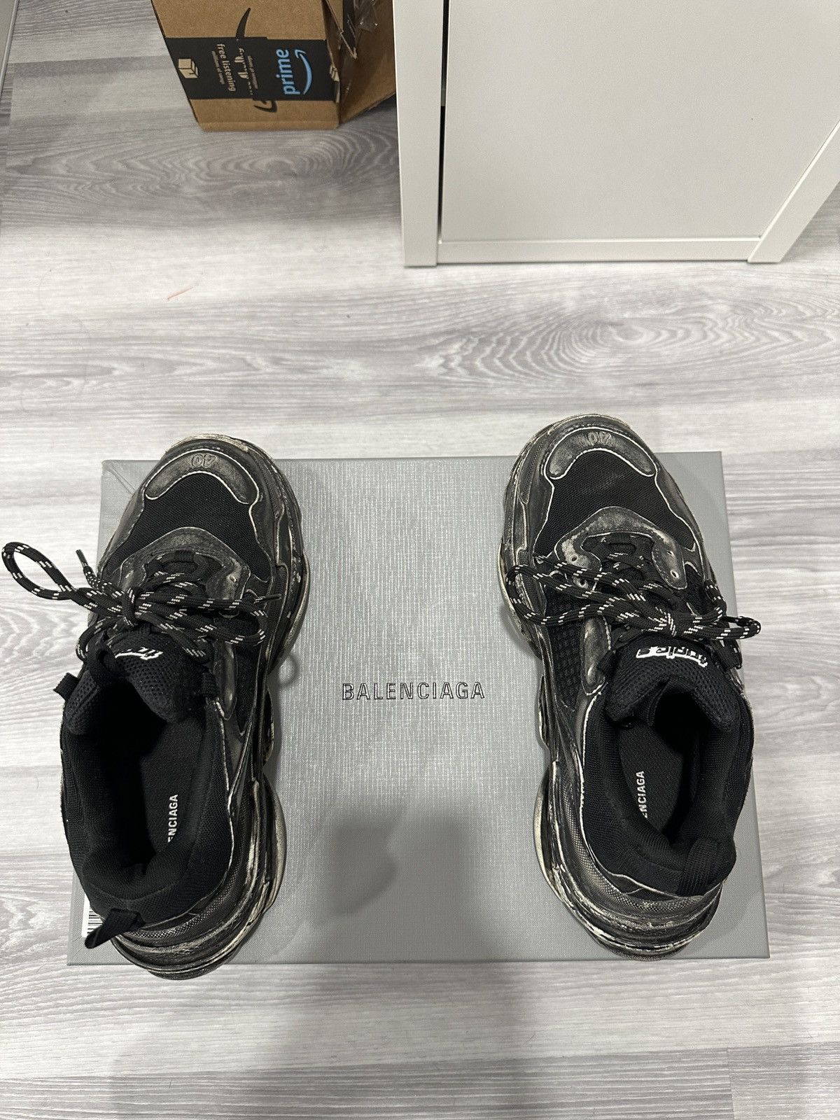 Balenciaga triple noir best sale