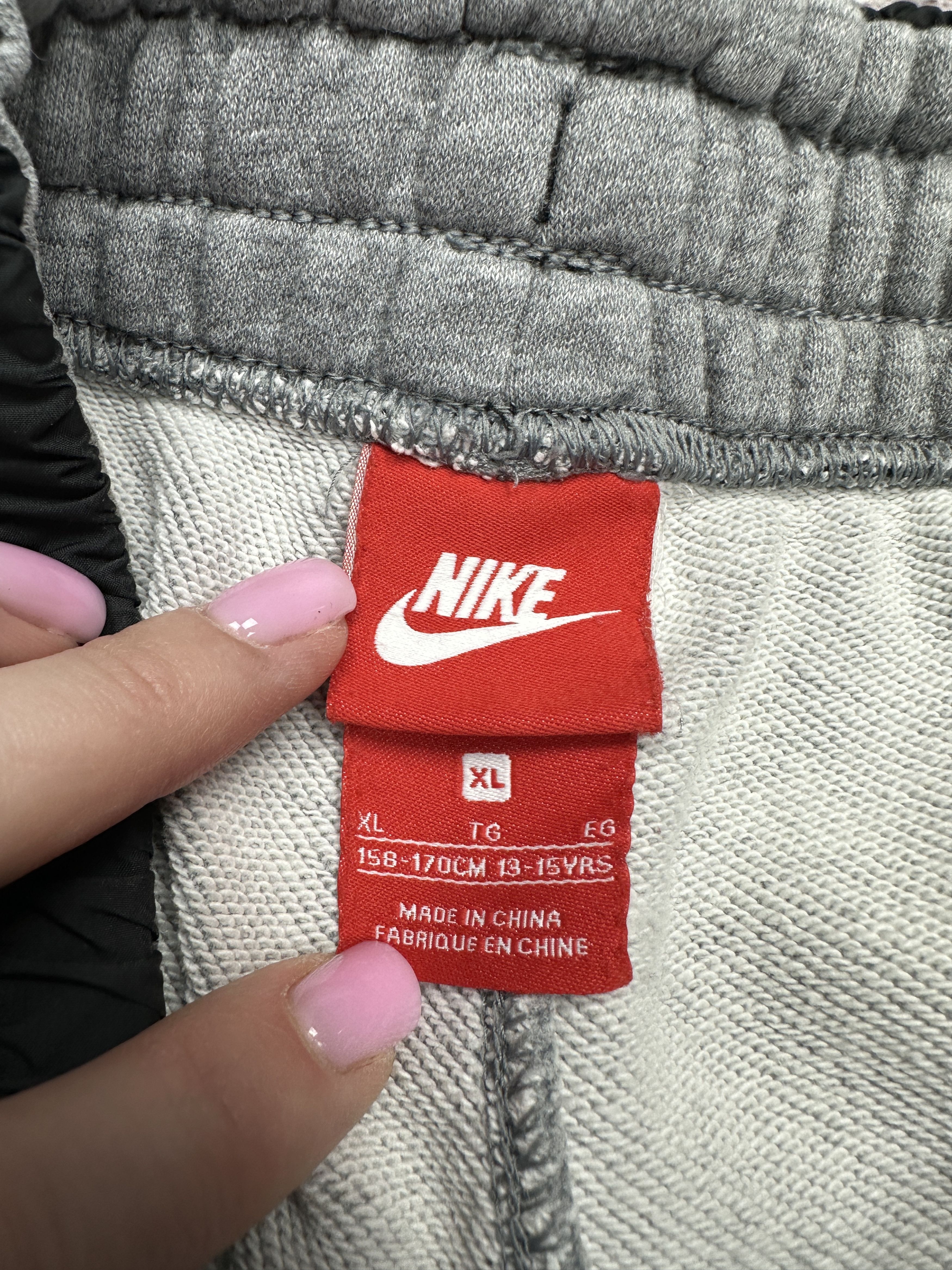 Nike Nike Airmax Mens Cotton Shorts Size US 30 / EU 46 - 4 Thumbnail