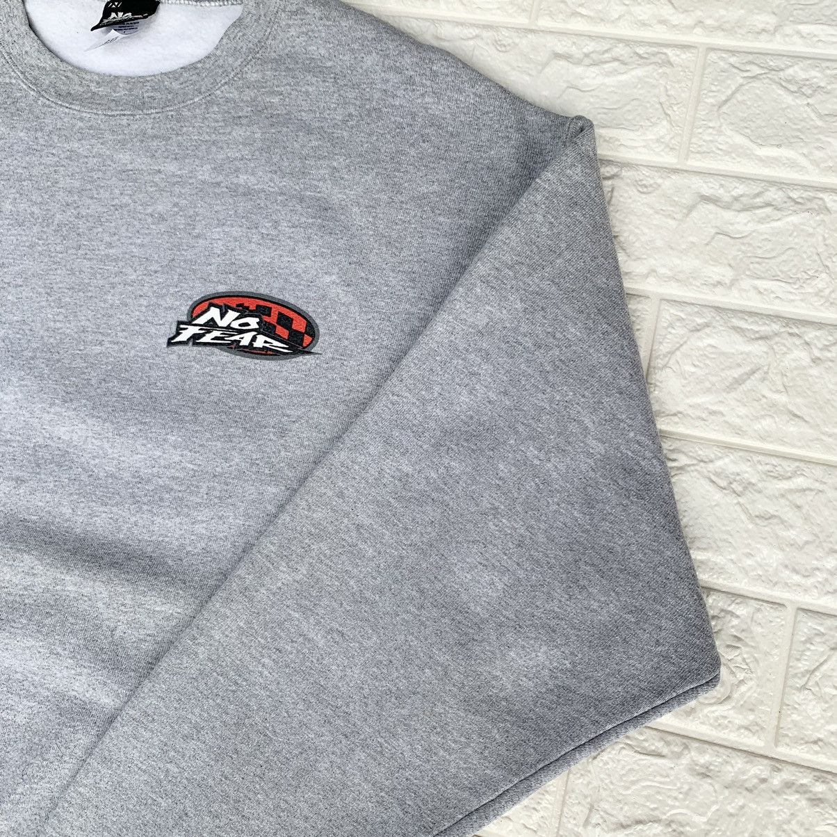 No Fear Vintage 90s No Fear " If It Has Wheels Or A Skirt" Crewneck Size US L / EU 52-54 / 3 - 7 Thumbnail