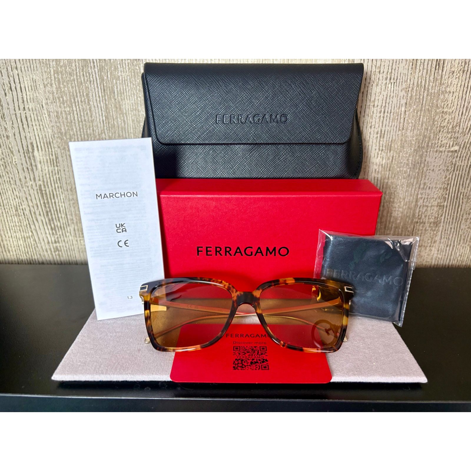 Salvatore Ferragamo Stunning Salvatore Ferragamo Butterfly Sunglasses SF2036S Size ONE SIZE - 8 Thumbnail