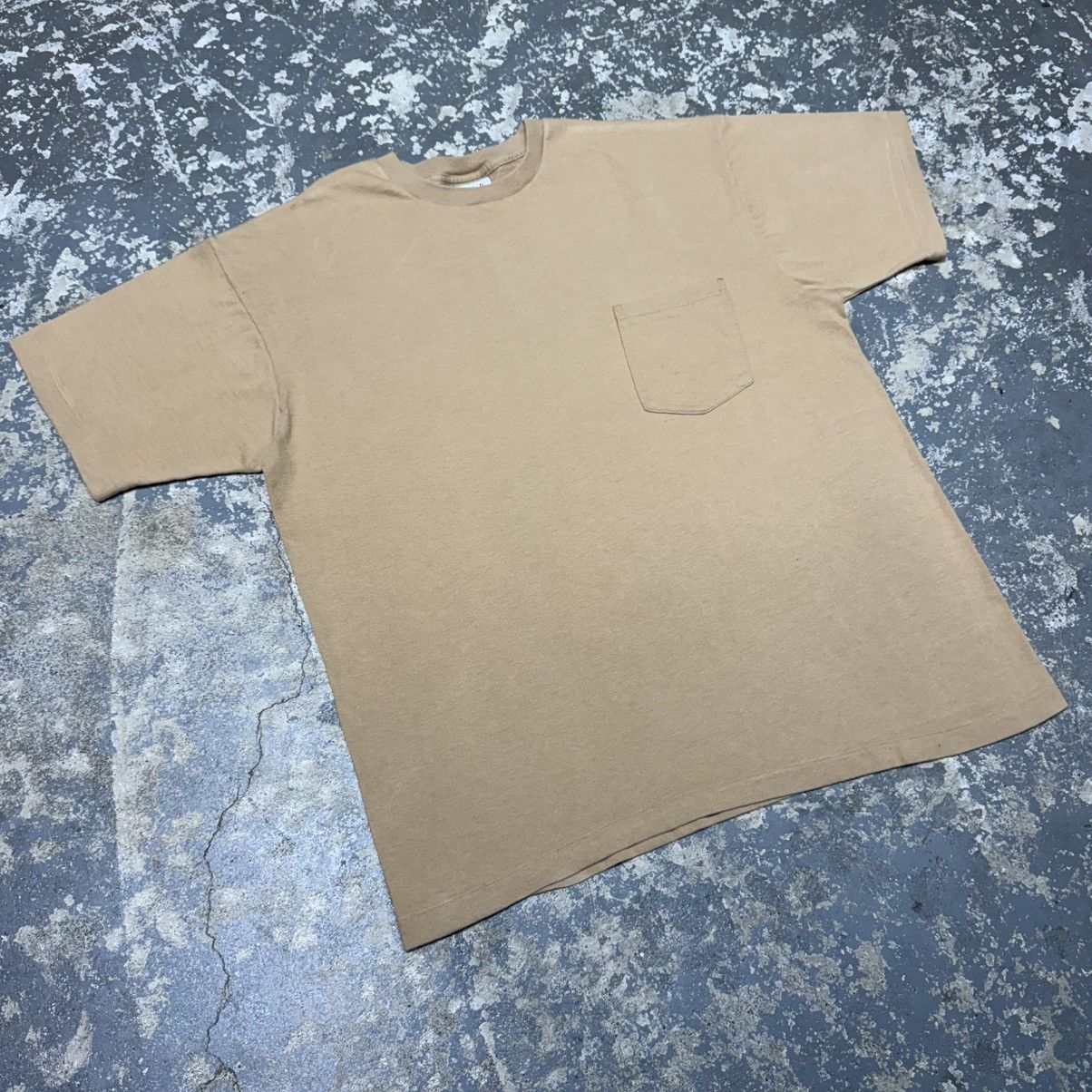 Unsound Rags Vintage Gap Tan Blank 90s Single Stitch Pocket Tshirt Size US M / EU 48-50 / 2 - 9 Thumbnail