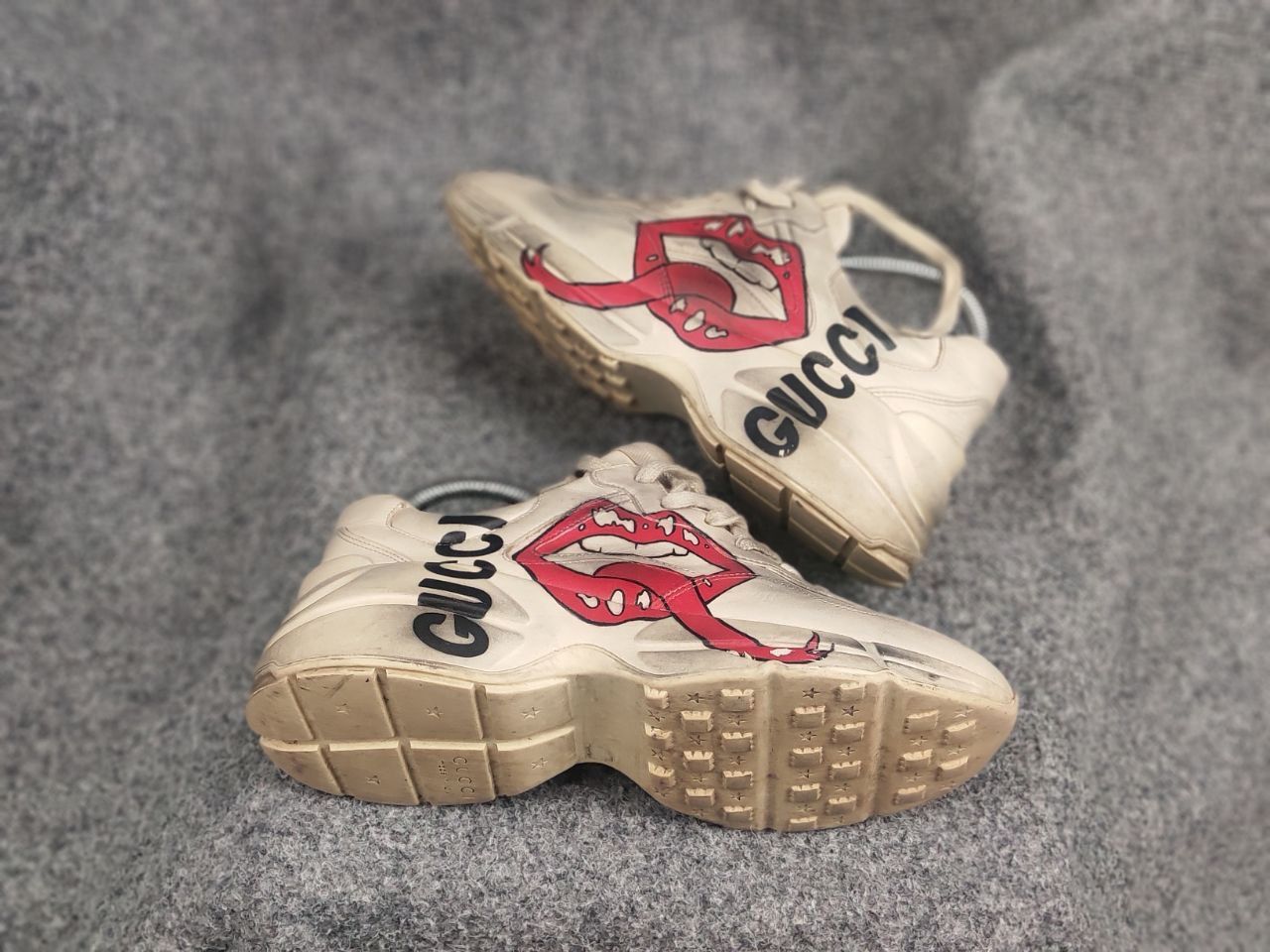 Gucci Gucci Authentic Cream Leather Mouth Print Rhyton Sneakers Size US 9 / IT 39 - 3 Thumbnail