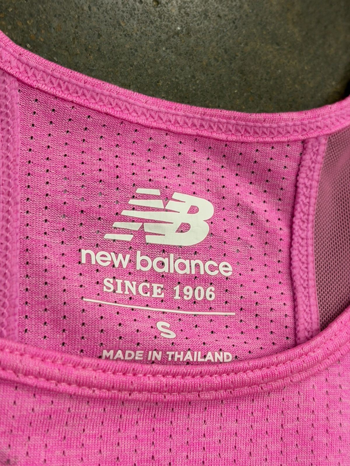 New Balance New Balance Tank Top Womens Small Pink Running Racerback Size S / US 4 / IT 40 - 4 Thumbnail
