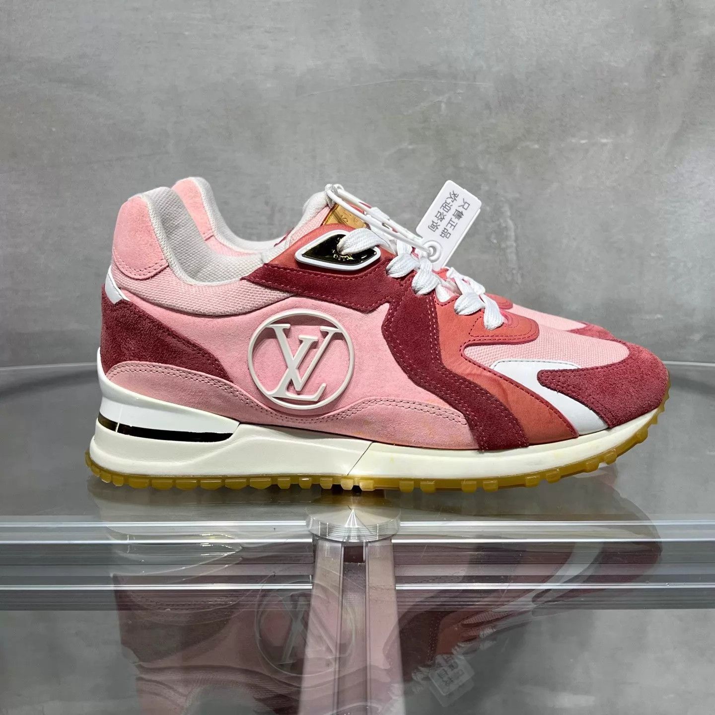 Louis Vuitton LV women's pink sneakers UK1.5/35.5 Size US 5 / IT 35 - 4 Thumbnail