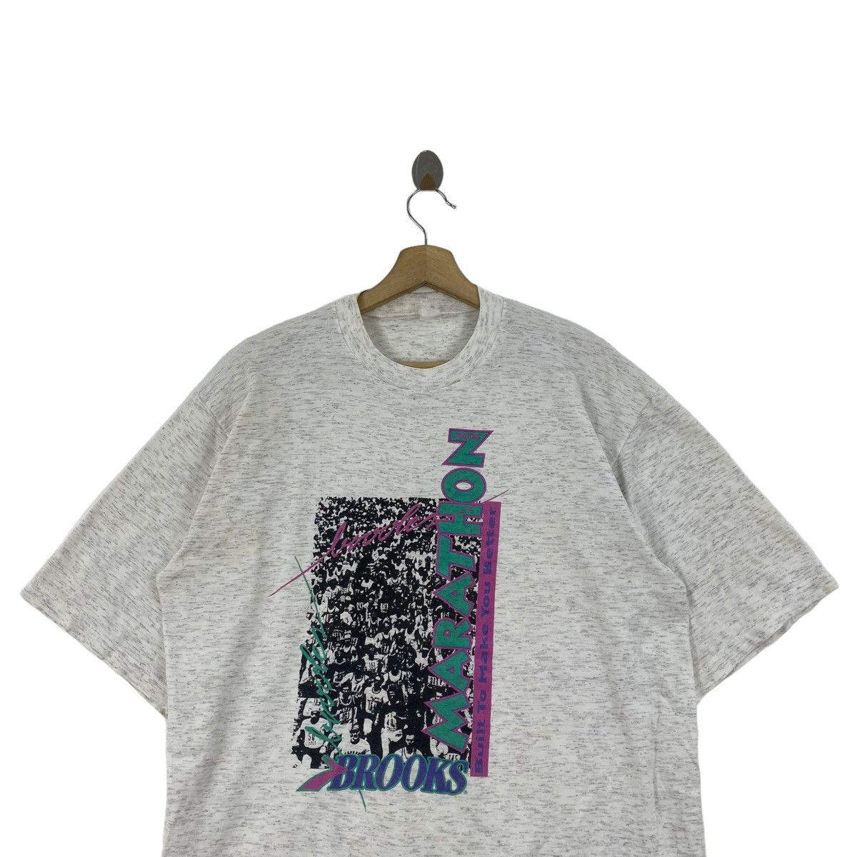 Brooks × Vintage Vintage 90s BROOKS MARATHON Brand Print Grey Short Sleeve Size US M / EU 48-50 / 2 - 2 Thumbnail