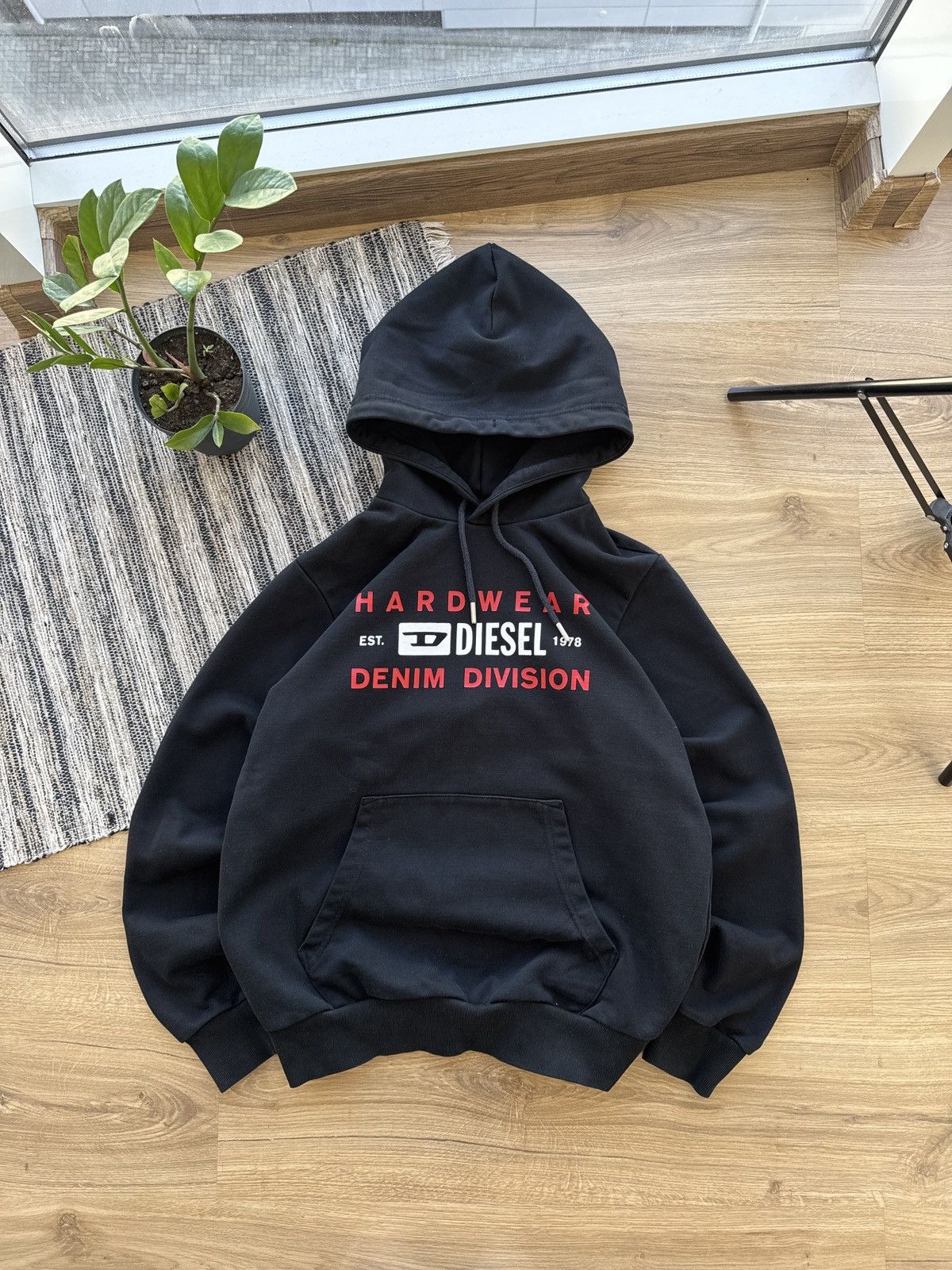 Diesel × Vintage Vintage Diesel Big logo Y2K Black Hoodie Size US M / EU 48-50 / 2 - 1 Thumbnail