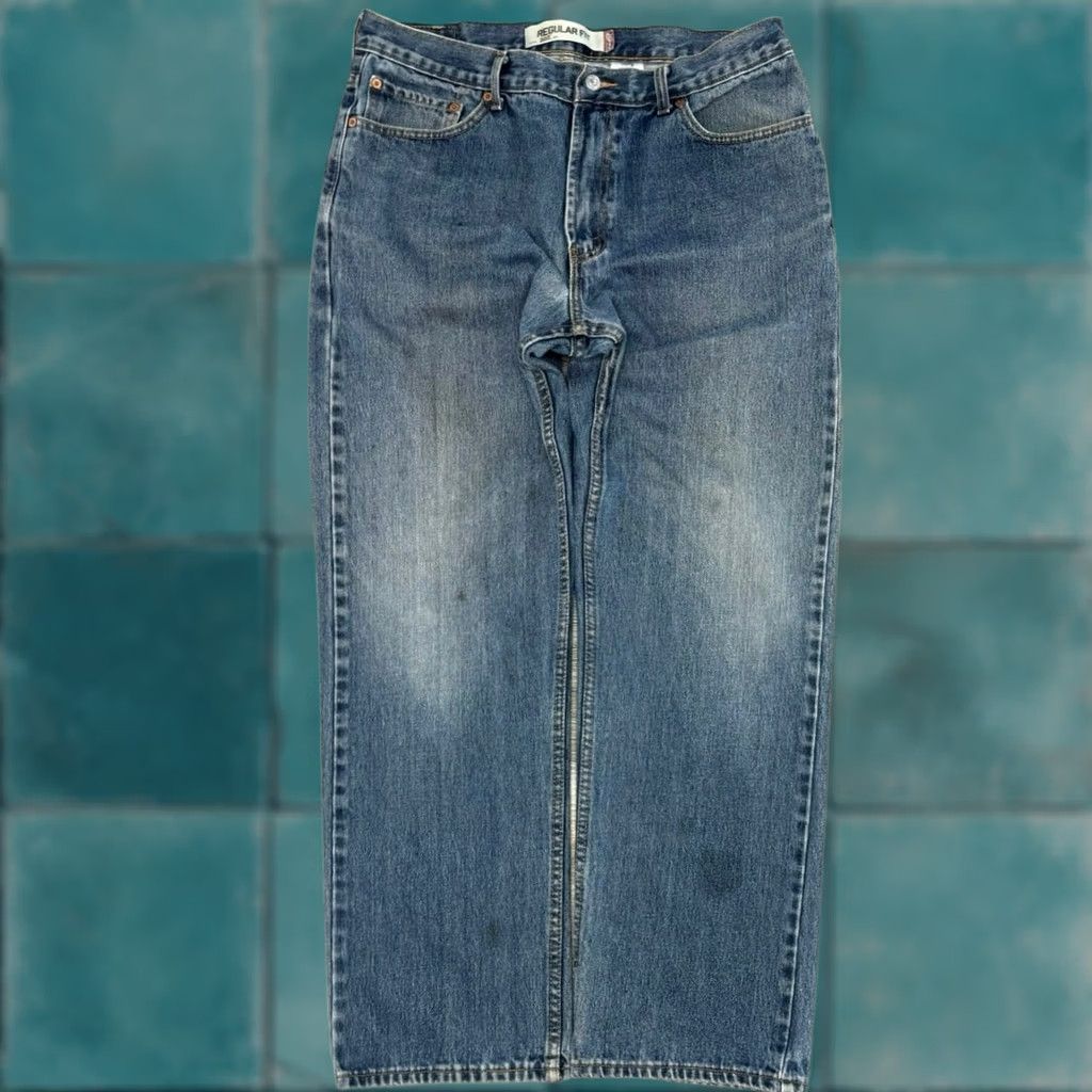 Levi's VINTAGE Levi's 505 Mens Jeans Denim Blue Regular Fit 36x31 Mid Wash Red Tab Boys? Womens? Size US 35 - 1 Thumbnail
