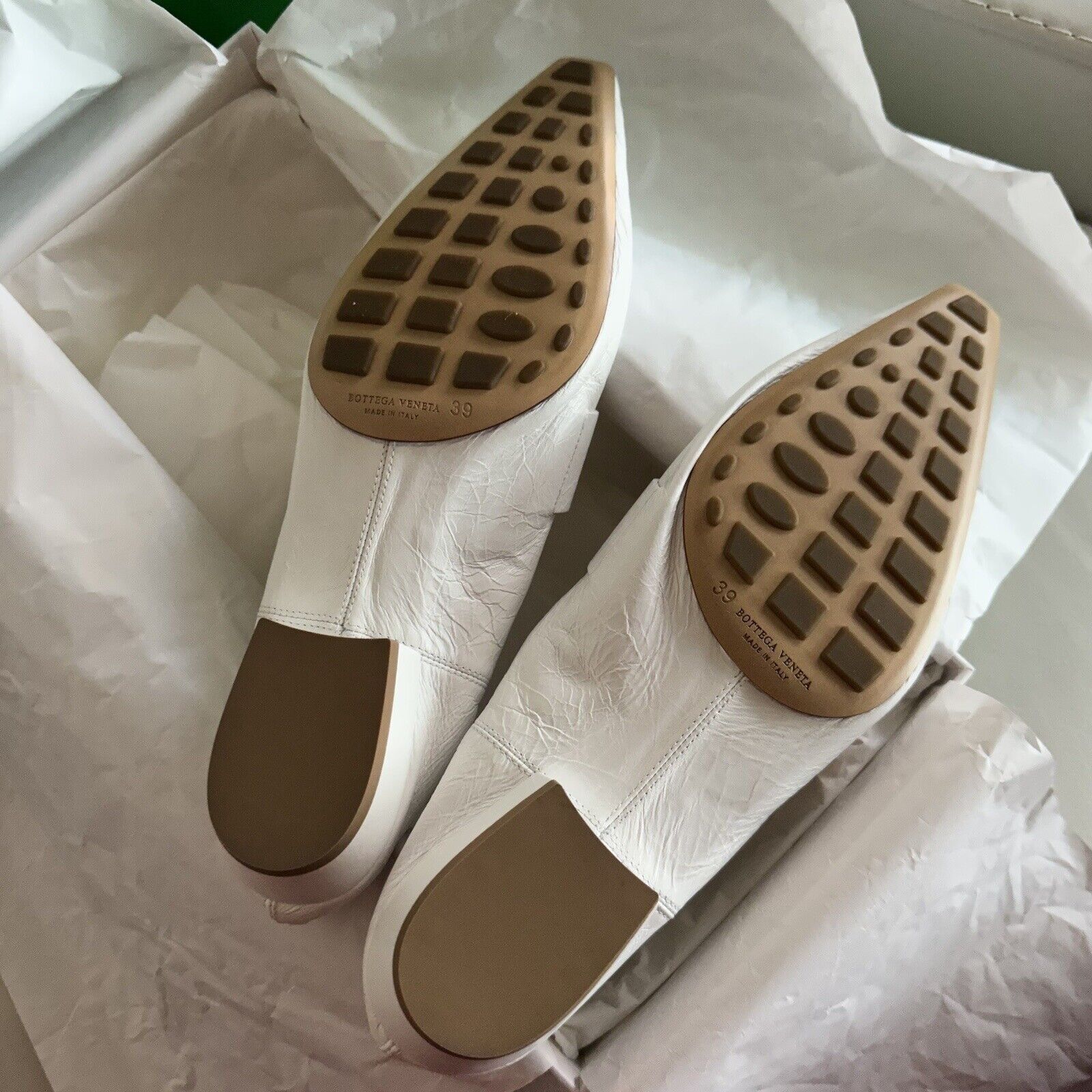 Bottega Veneta NEW BOTTEGA VENETA Mocassins Madame White Gold Sz 39 Loafers Size US 9 / IT 39 - 5 Thumbnail