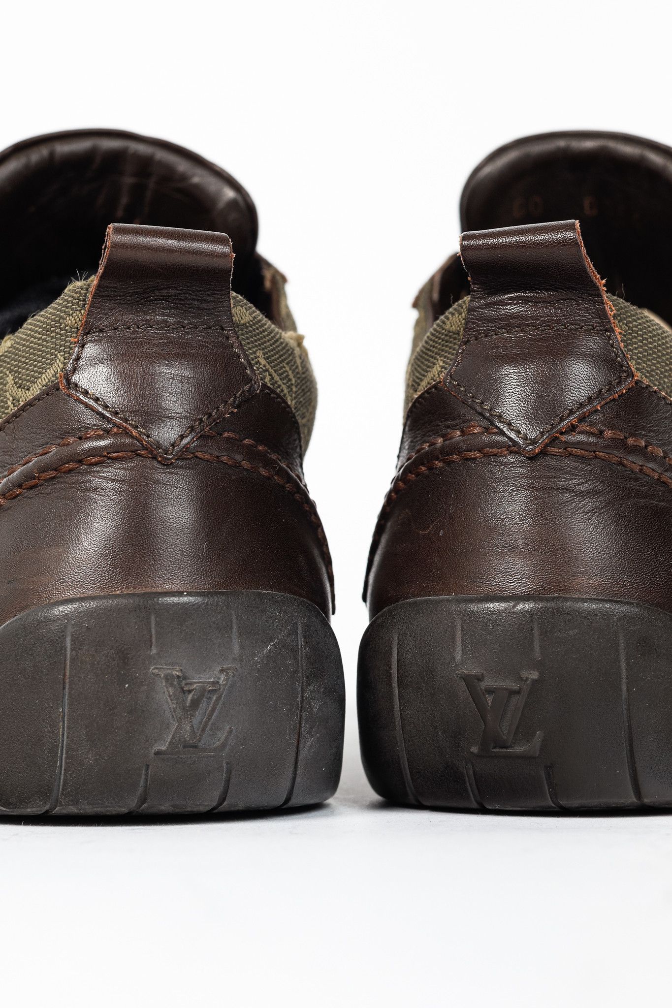 Louis Vuitton Louis Vuitton Khaki Mini Lin Monogram Canvas Sneakers Size US 8 / IT 38 - 10 Thumbnail