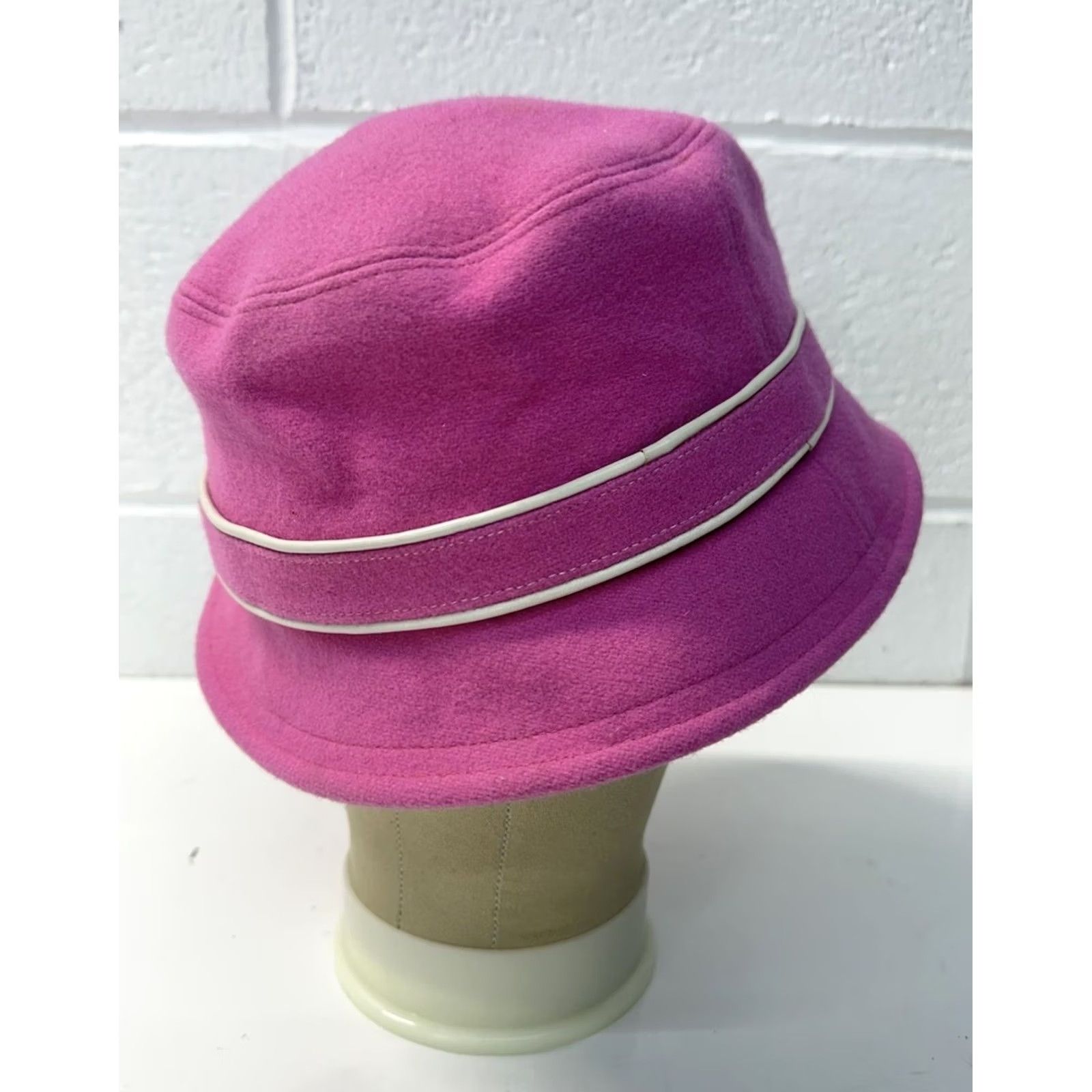 Coach VINTAGE Coach Hat Womens S Pink VTG Y2K Bright Bucket Wool Blend Leather Trim Women Size ONE SIZE - 3 Thumbnail