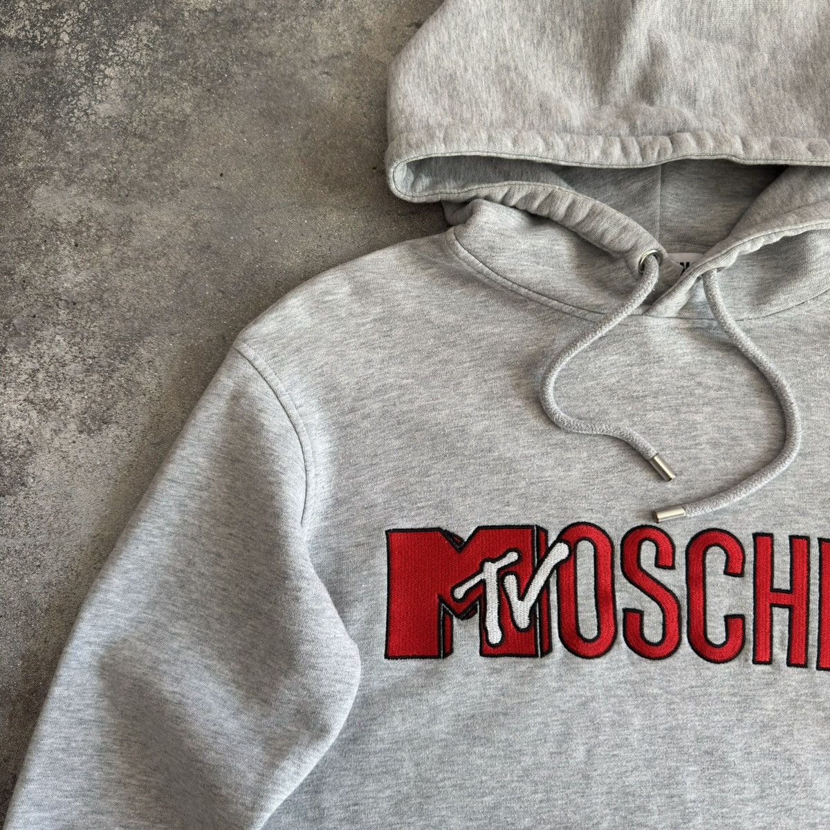 Moschino Moschino MTV Television x H&M Big Logo Hoodie Size XS / US 0-2 / IT 36-38 - 3 Thumbnail
