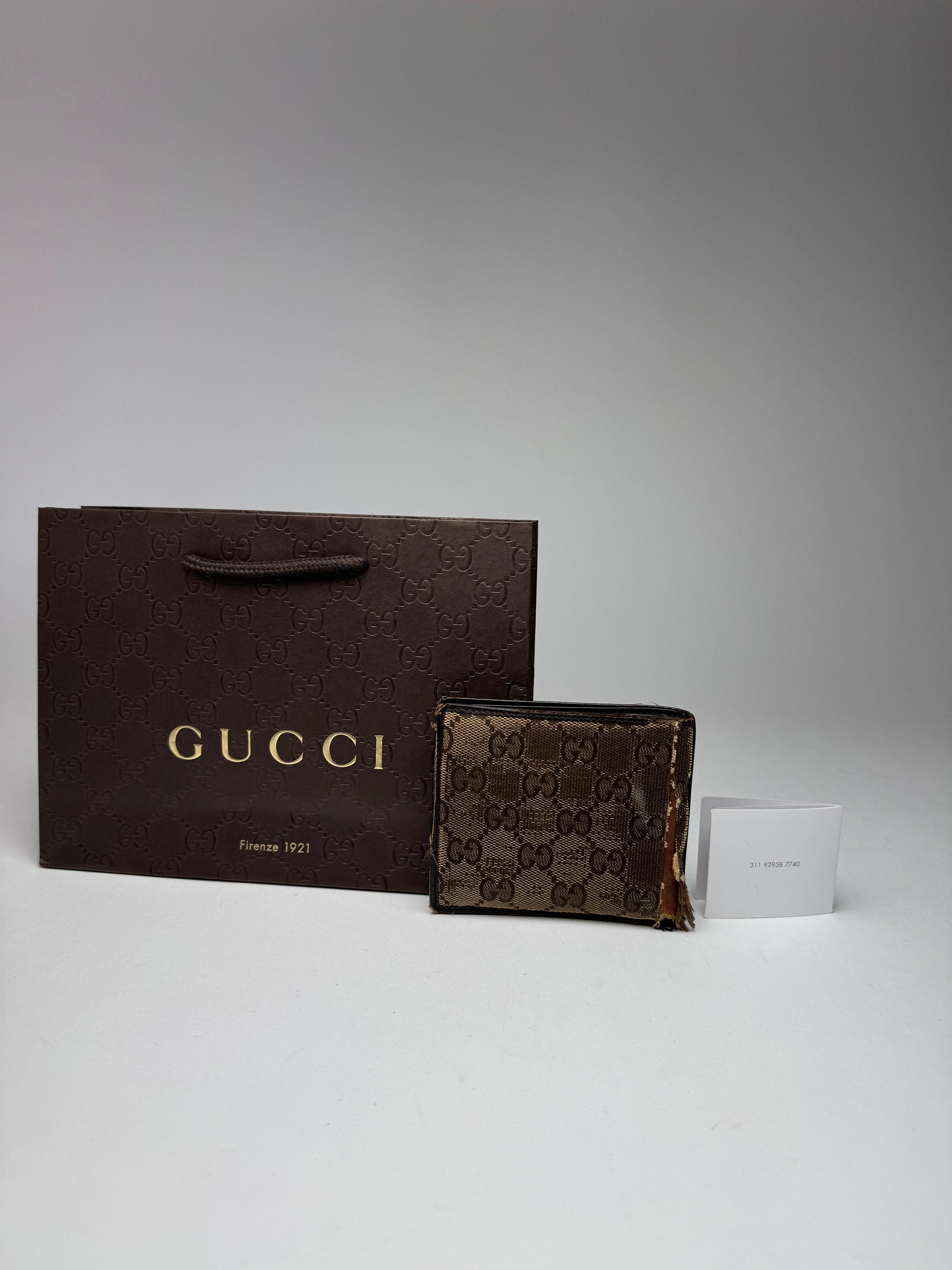 Gucci Vintage Flapable monogram Wallet beige Brown Size ONE SIZE - 1 Thumbnail