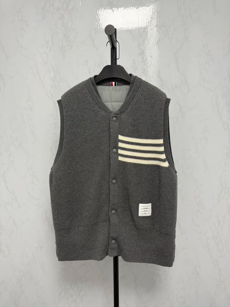 Thom Browne Thom Browne size5 Double-faced four-barrel vest down jacket Size US XXL / EU 58 / 5 - 2 Thumbnail