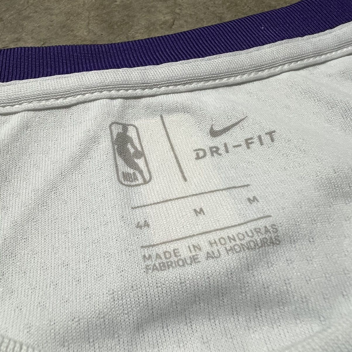 NBA × Nike NBA Los Angeles Lakers LeBron James #23 Nike Swingman Jersey Size US M / EU 48-50 / 2 - 8 Thumbnail