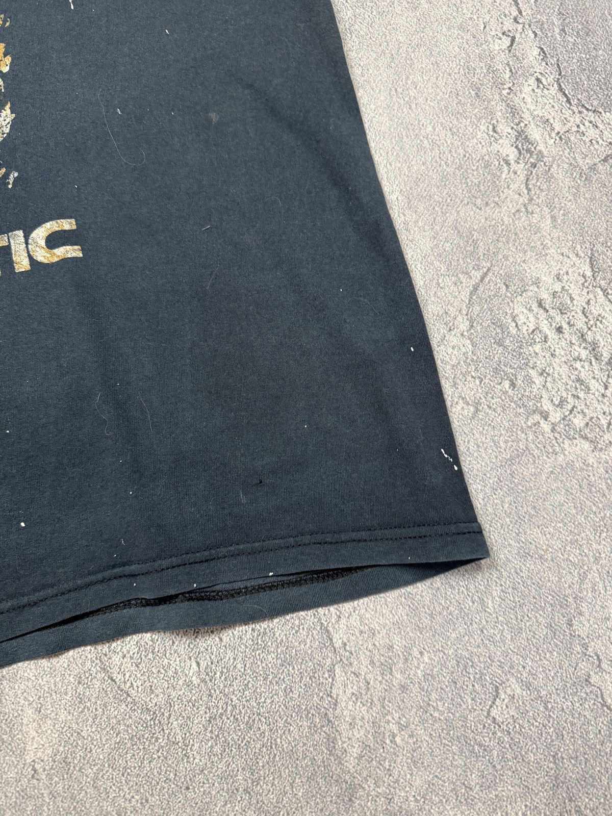 Band Tees Vintage Y2k Metalica Band tee Size US XL / EU 56 / 4 - 9 Thumbnail