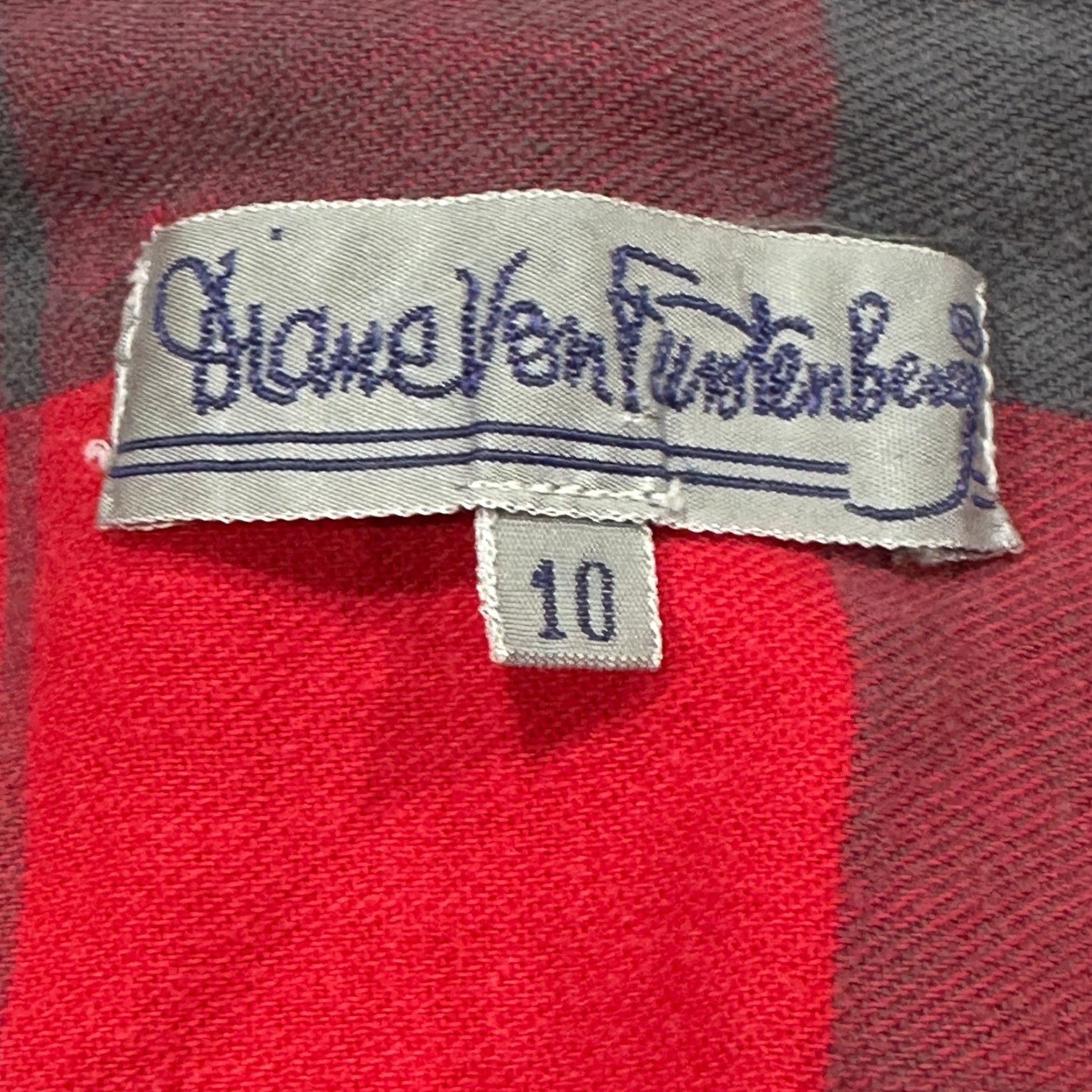 Diane von Furstenberg VINTAGE Diane von Furstenberg Shirt Women 10 Red Plaid 100% Cotton Button-Up Long Sleeve Size 10 Regular Womens Size L / US 10 / IT 46 - 3 Thumbnail