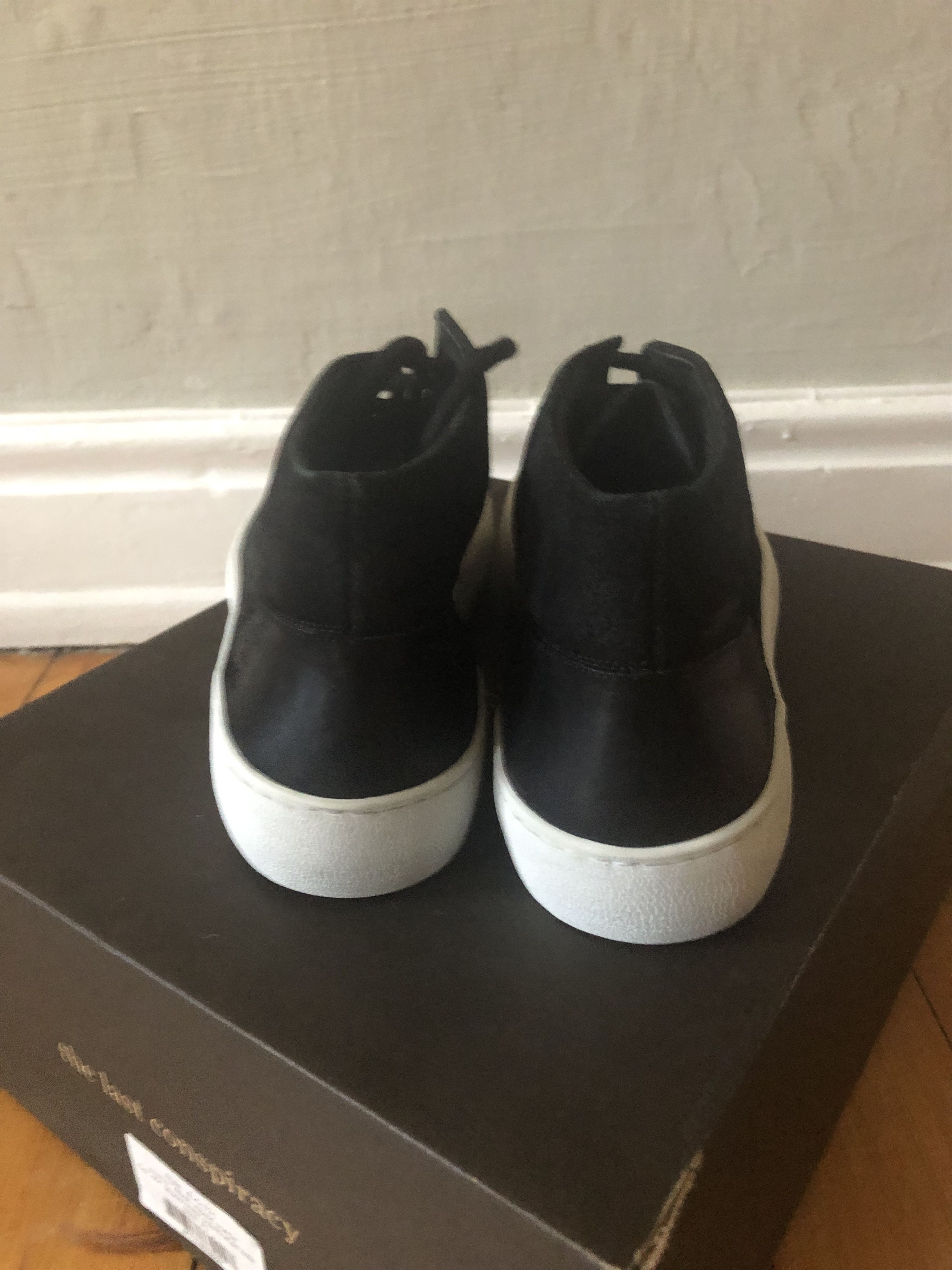 The Last Conspiracy The Last Conspiracy "RIKE" waxed suede black sneakers Size US 8 / EU 41 - 3 Thumbnail